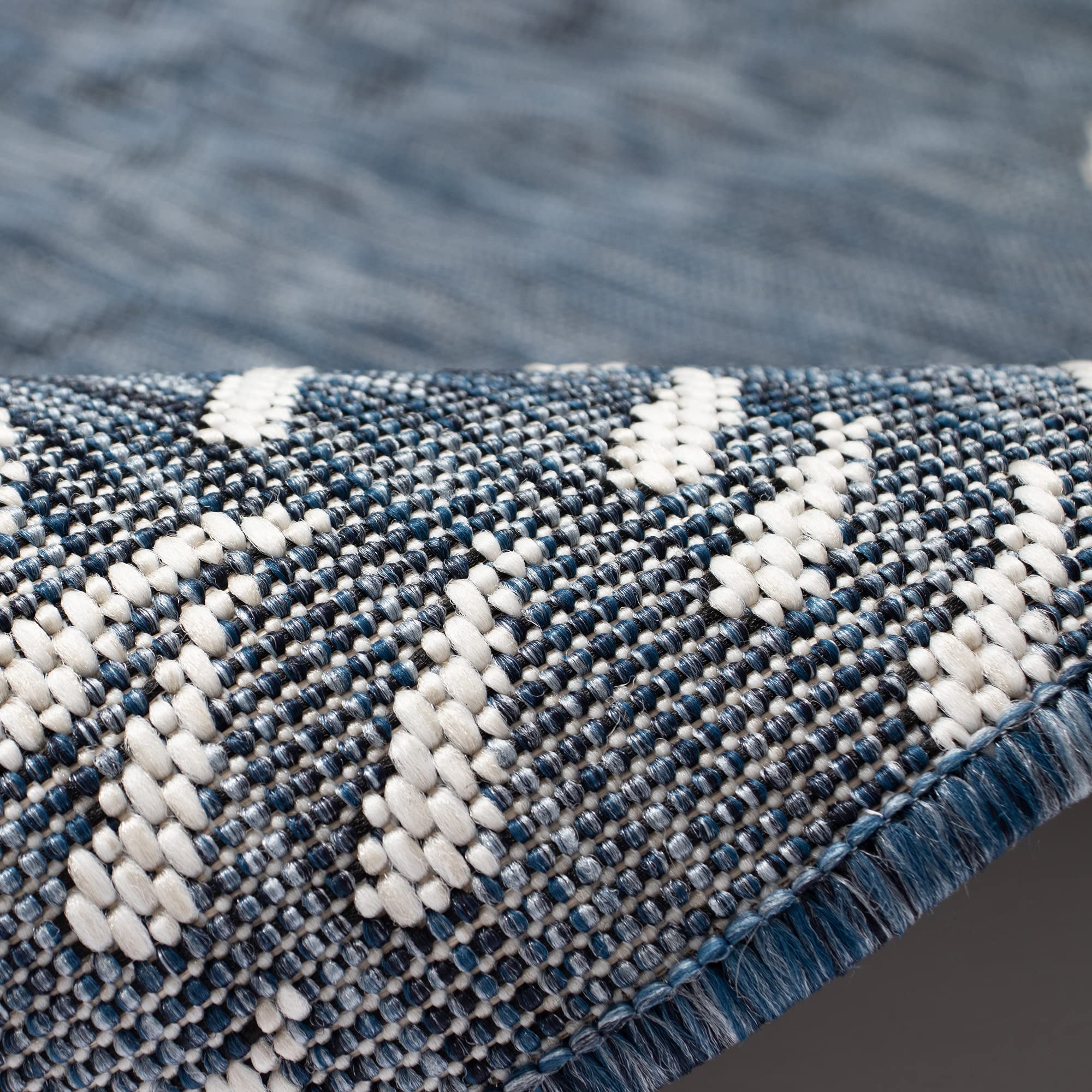 Liora Manne Indoor Outdoor Area Rug 7'10