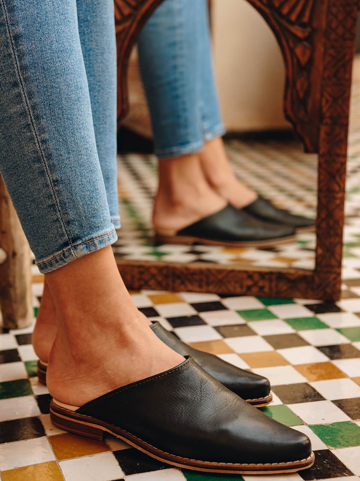 Black Leather Mules for Women - Comfortable Slip-On Shoes for Casual Outfits & Summer Wear