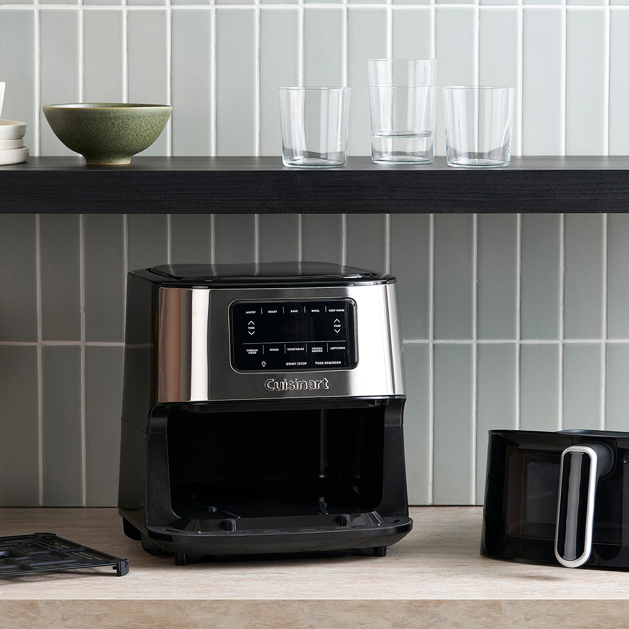 Cuisinart 6-Qt Stainless Steel Air Fryer Oven with 5 Presets - Roast, Bake, Broil, Air Fry & Keep Warm - Quick & Easy Electric Countertop Fryer with Dishwasher-Safe Parts - Perfect for Healthy Cooking, Crispy Snacks & Family Meals