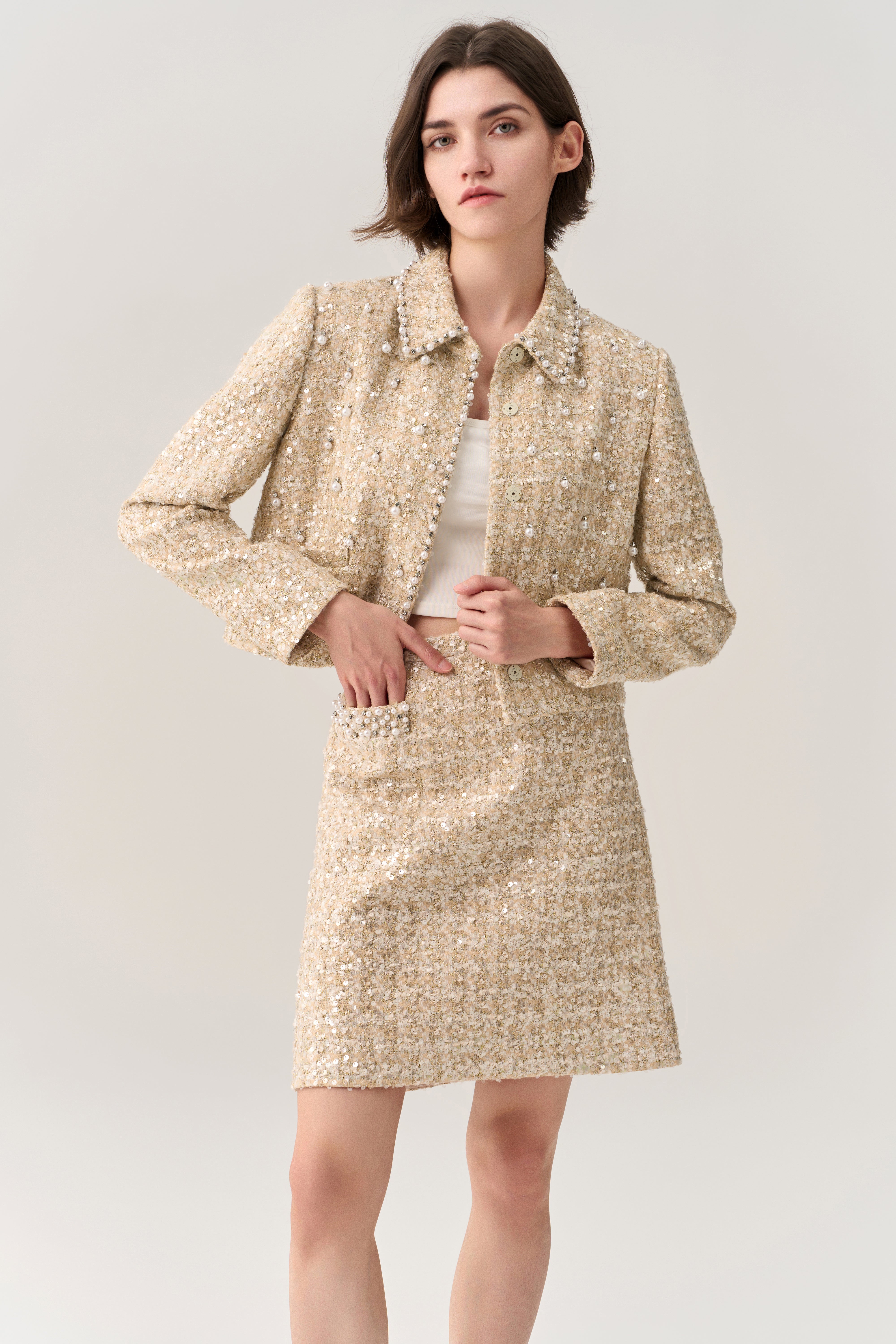 Stylish Cropped Embellished Lapel Tweed Jacket for Women | Fashion Blazer for Office, Party & Date Night Outfits