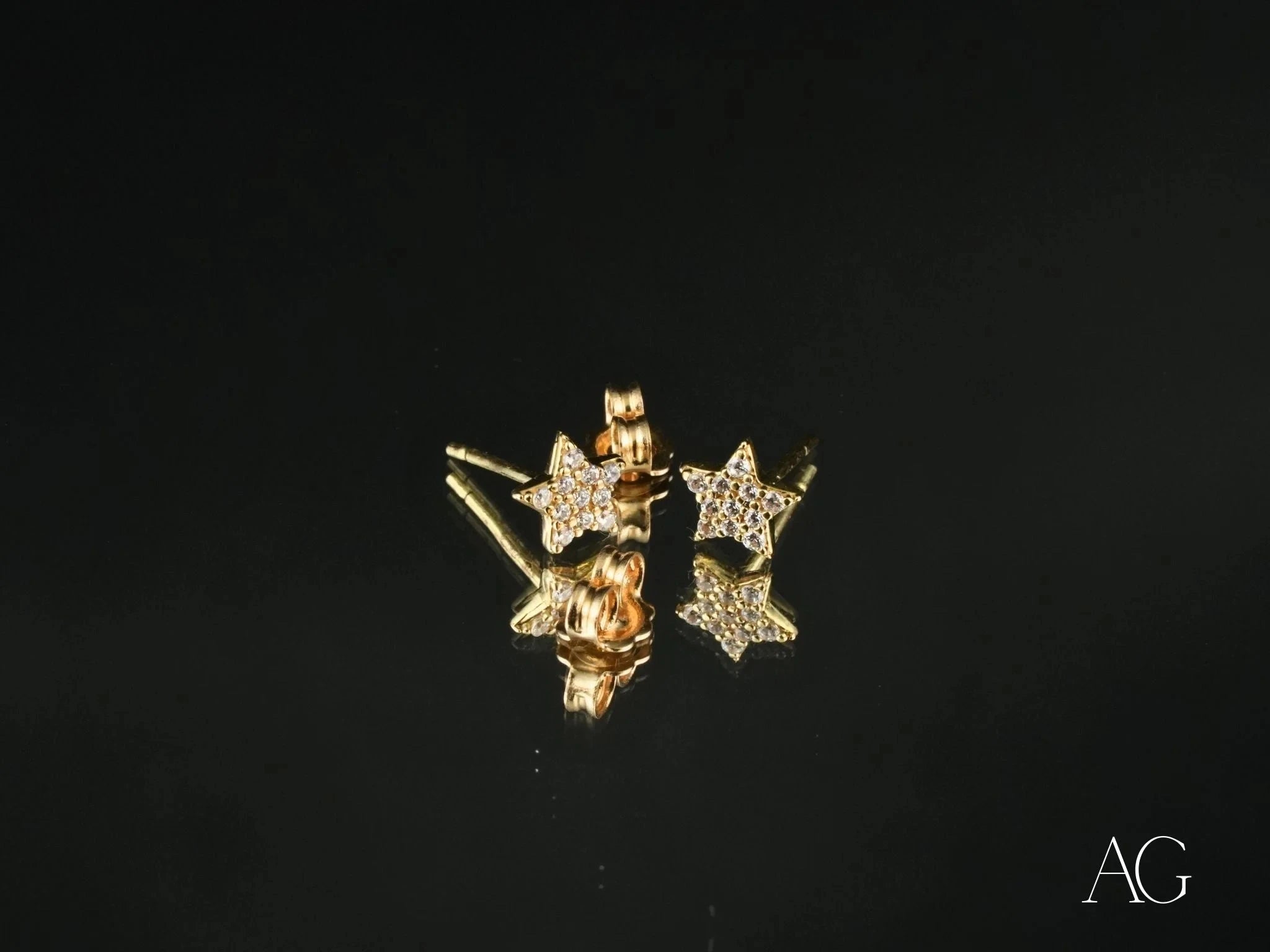 CZ Star Earrings for Women - Sparkling Cubic Zirconia Stud Earrings, Elegant Gift for Birthday, Anniversary & Party | Perfect for Daily Wear, Date Night & Special Occasions