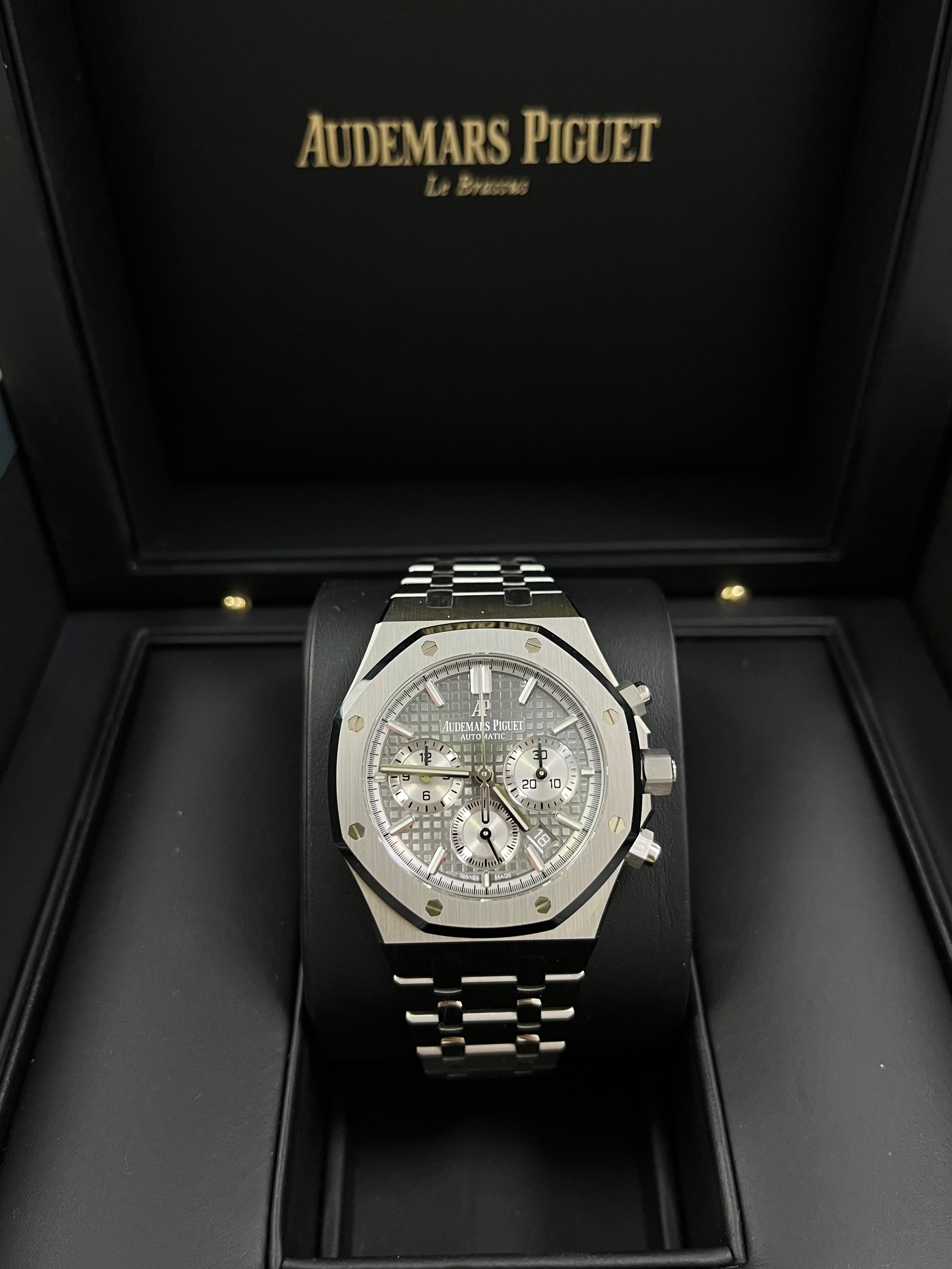 Audemars Piguet Royal Oak Selfwinding Stainless Steel Watch - Grey Dial with Silver Sub Dials (Ref# 26315ST.OO.1256ST.02) | Luxury Automatic Watch for Men, Business Meetings & Special Occasions