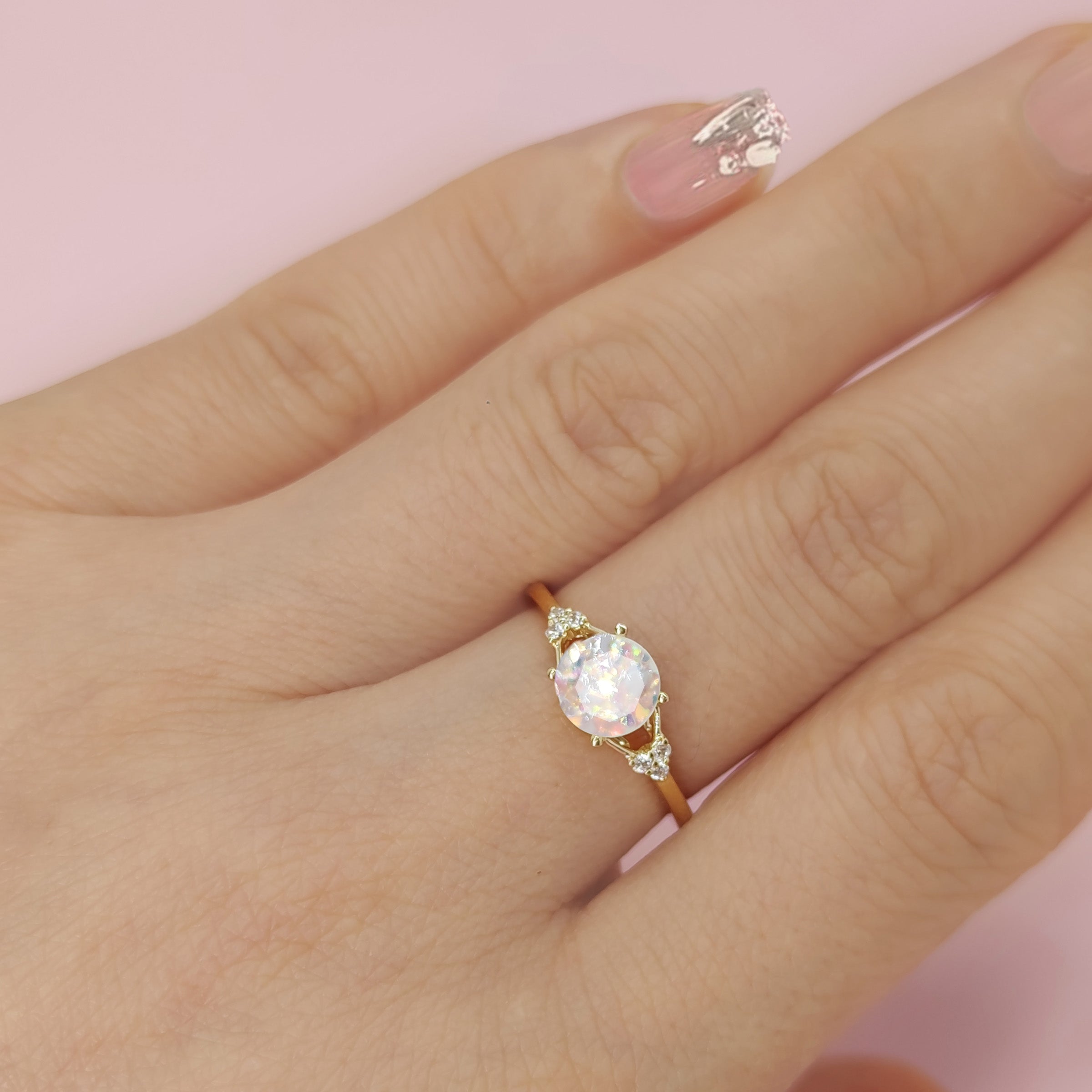 Elysian Glow: Ashes Ring - Elegant Memorial Jewelry for Ashes Keepsake, Cremation Ring for Women & Men - Perfect for Remembrance, Sympathy Gifts & Special Occasions