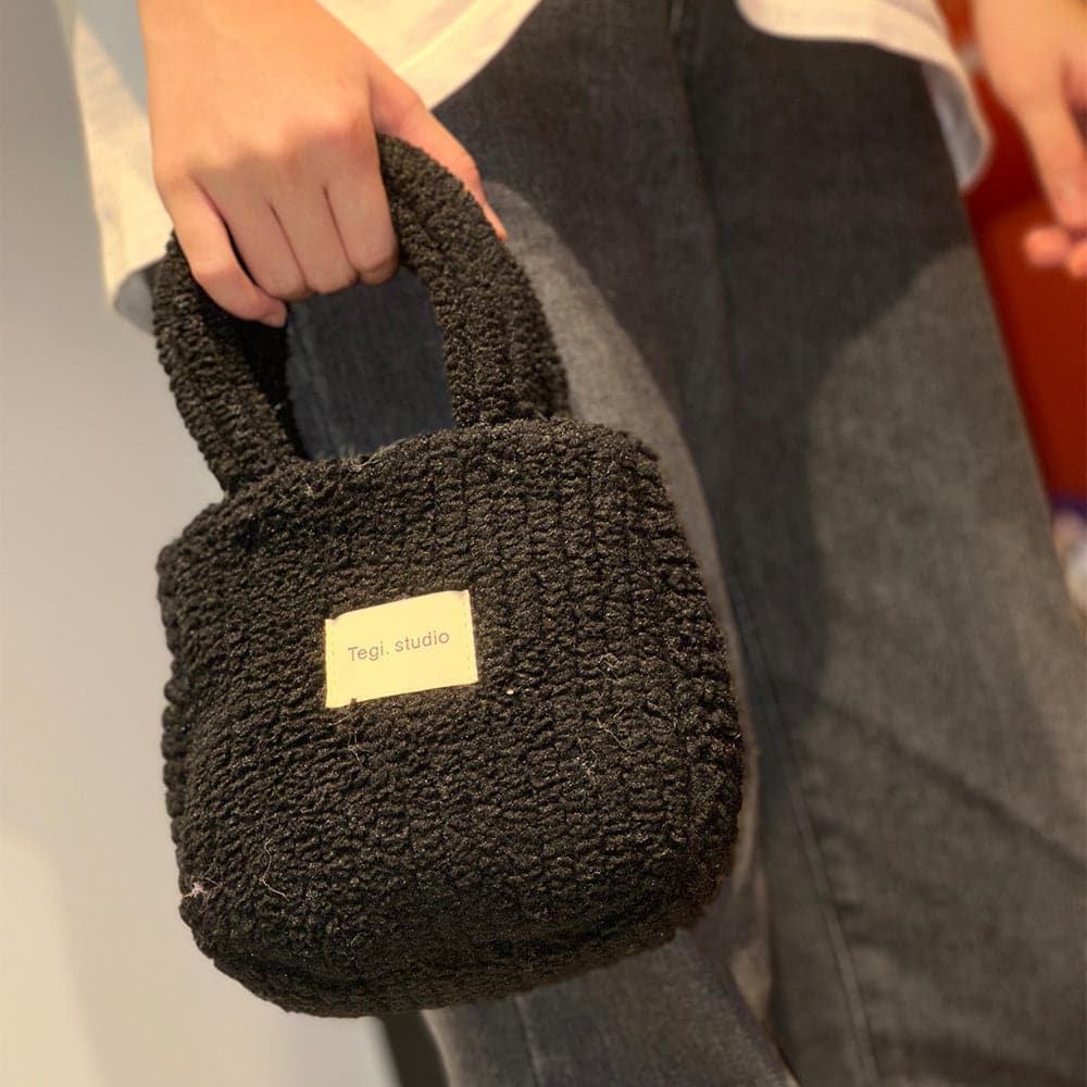 AG Collective Cute Knitting Wool Handbag - Stylish Handwoven Women's Purse for Everyday Use, Work & Shopping | Trendy Casual Accessory