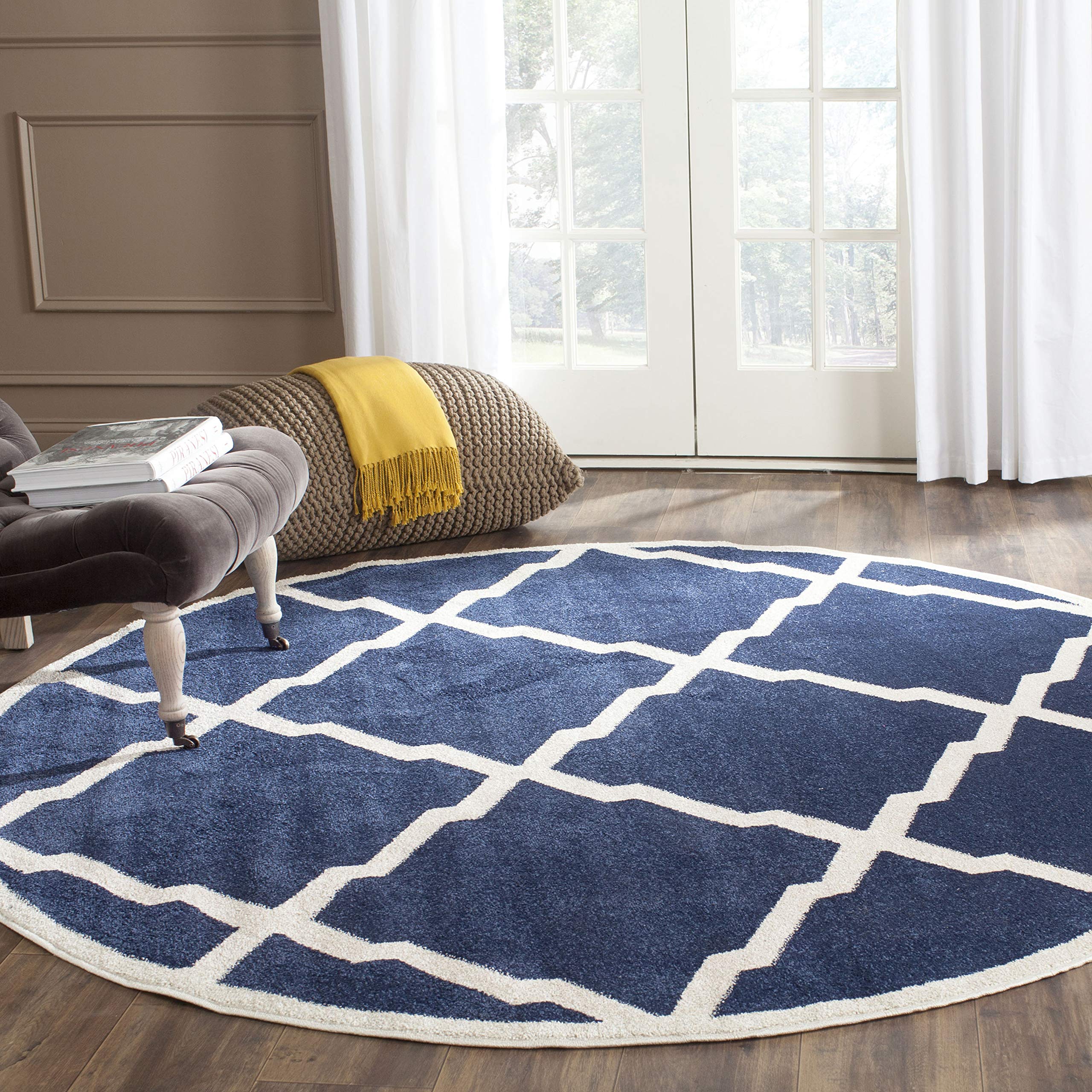 SAFAVIEH Amherst Collection 7' Round Navy/Beige Area Rug - Moroccan Trellis Design, Non-Shedding & Durable - Perfect for Dining Room, Living Room, Bedroom or Entryway - Adds Elegance to Any Home Decor