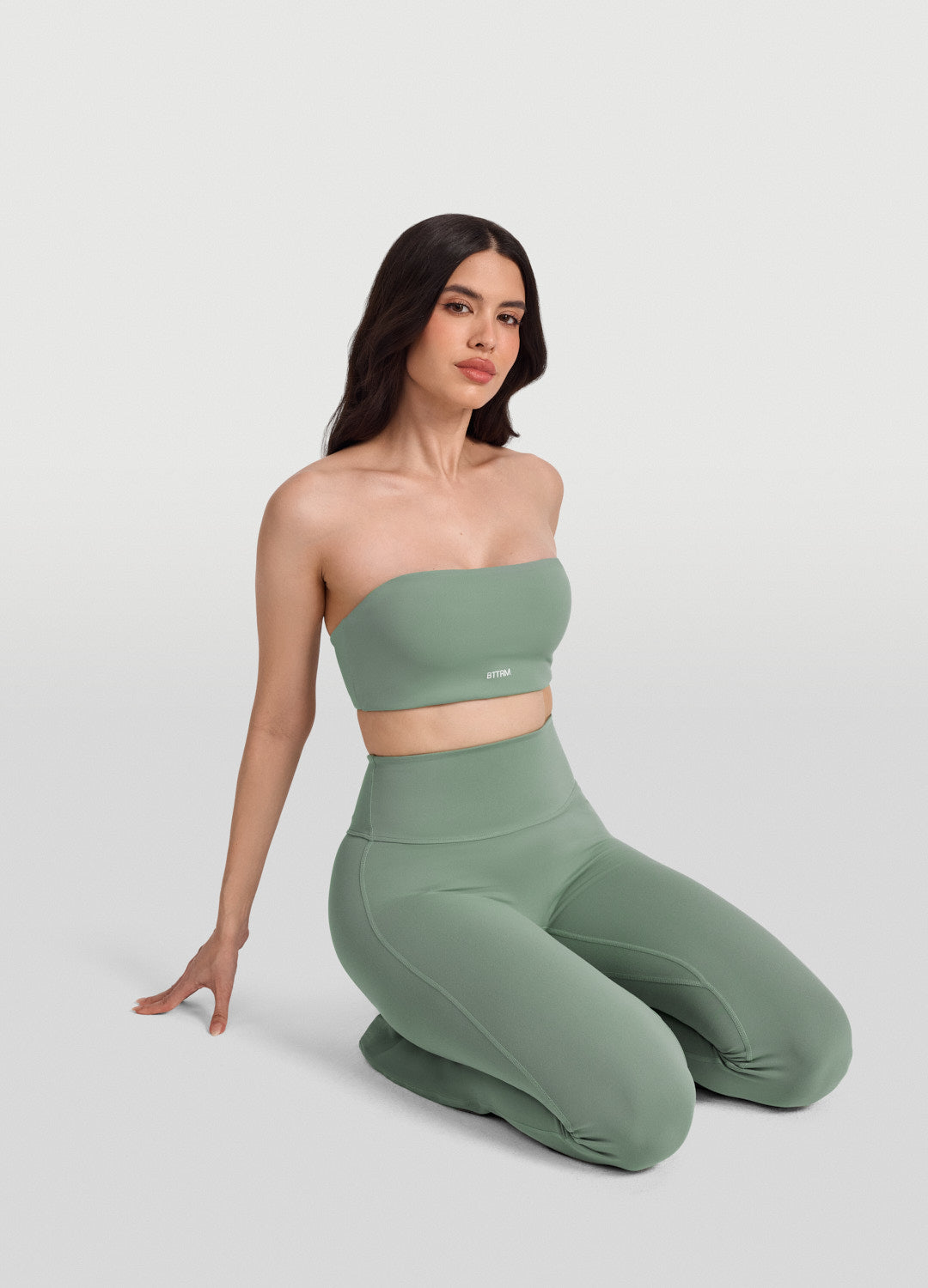 Back Clasp Bandeau Top - Women's Strapless Crop Top for Summer, Beach, and Music Festivals | Seamless Comfort for Casual Wear and Layering