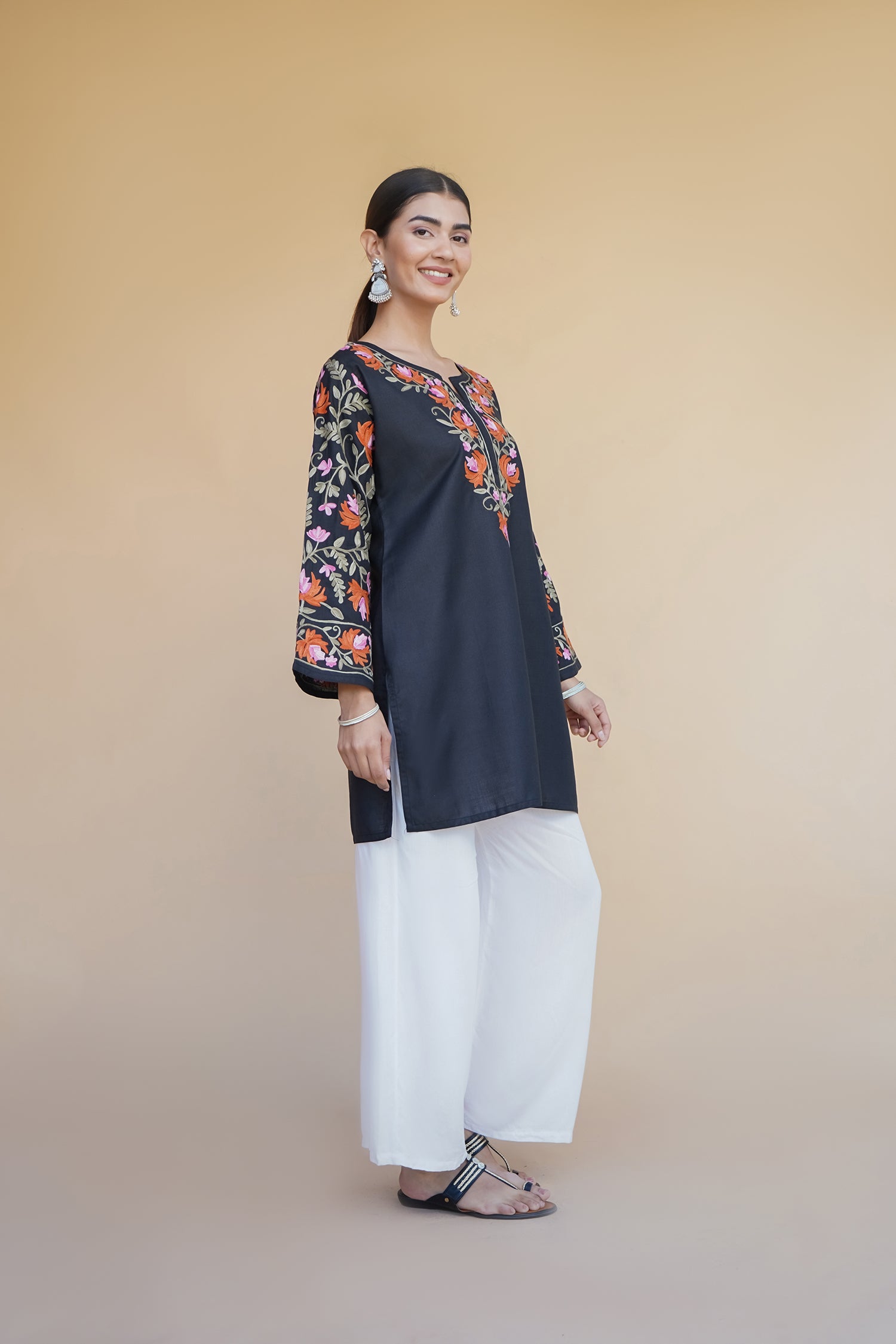 Authentic Kashmiri Aari Work Cotton Short Kurta for Men & Women - Premium Black Ethnic Top - Perfect for Festivals, Weddings & Cultural Events