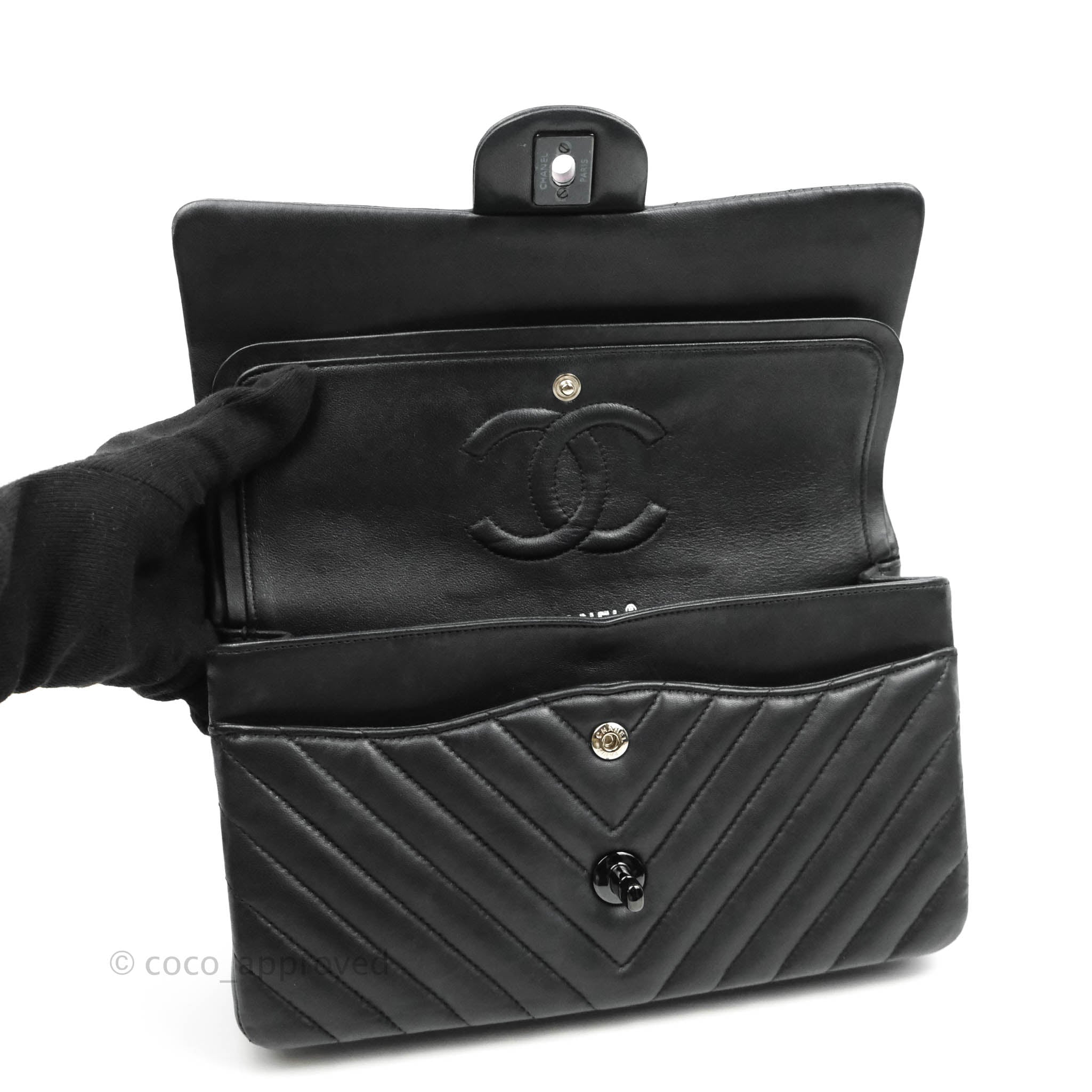 Chanel Classic Chevron M/L Medium Double Flap So Black Lambskin Bag - Luxury Designer Handbag for Women, Perfect for Evening Events & Special Occasions