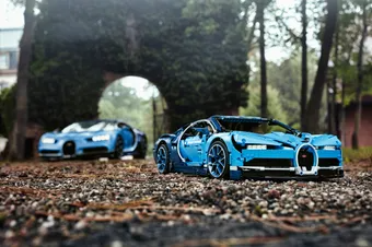 LEGO® Technic™ Bugatti Chiron Building Set - 1:8 Scale Model Car Kit with 3599 Pieces for Adults & Teens - Perfect for Car Enthusiasts & Collectors - Build & Display for Home or Office Decor