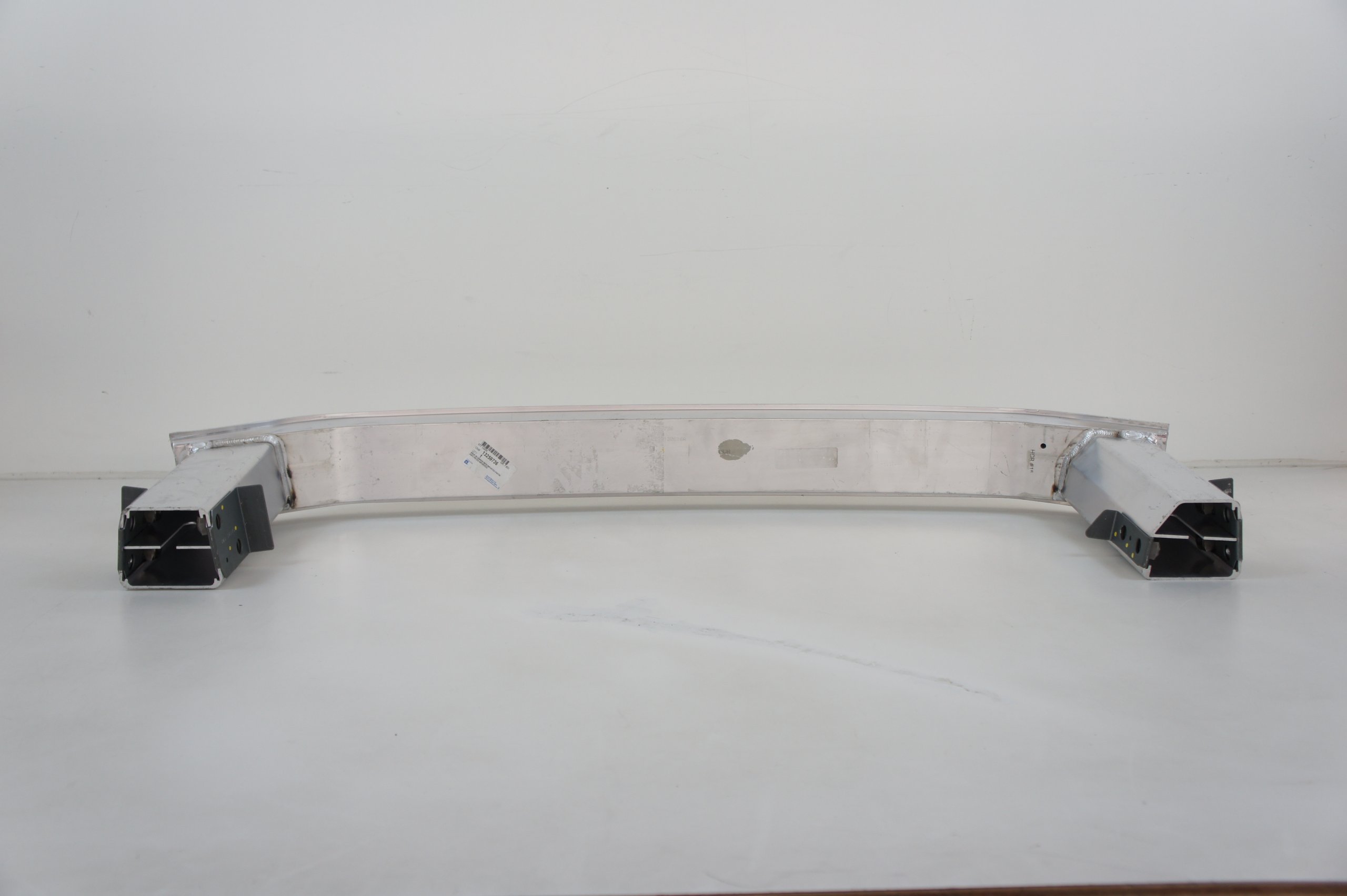 Genuine GM Parts 13259736 Front Bumper Reinforcement Bar - Durable Replacement for Chevy, GMC Trucks & SUVs - Perfect for Collision Repair & Vehicle Safety Upgrades