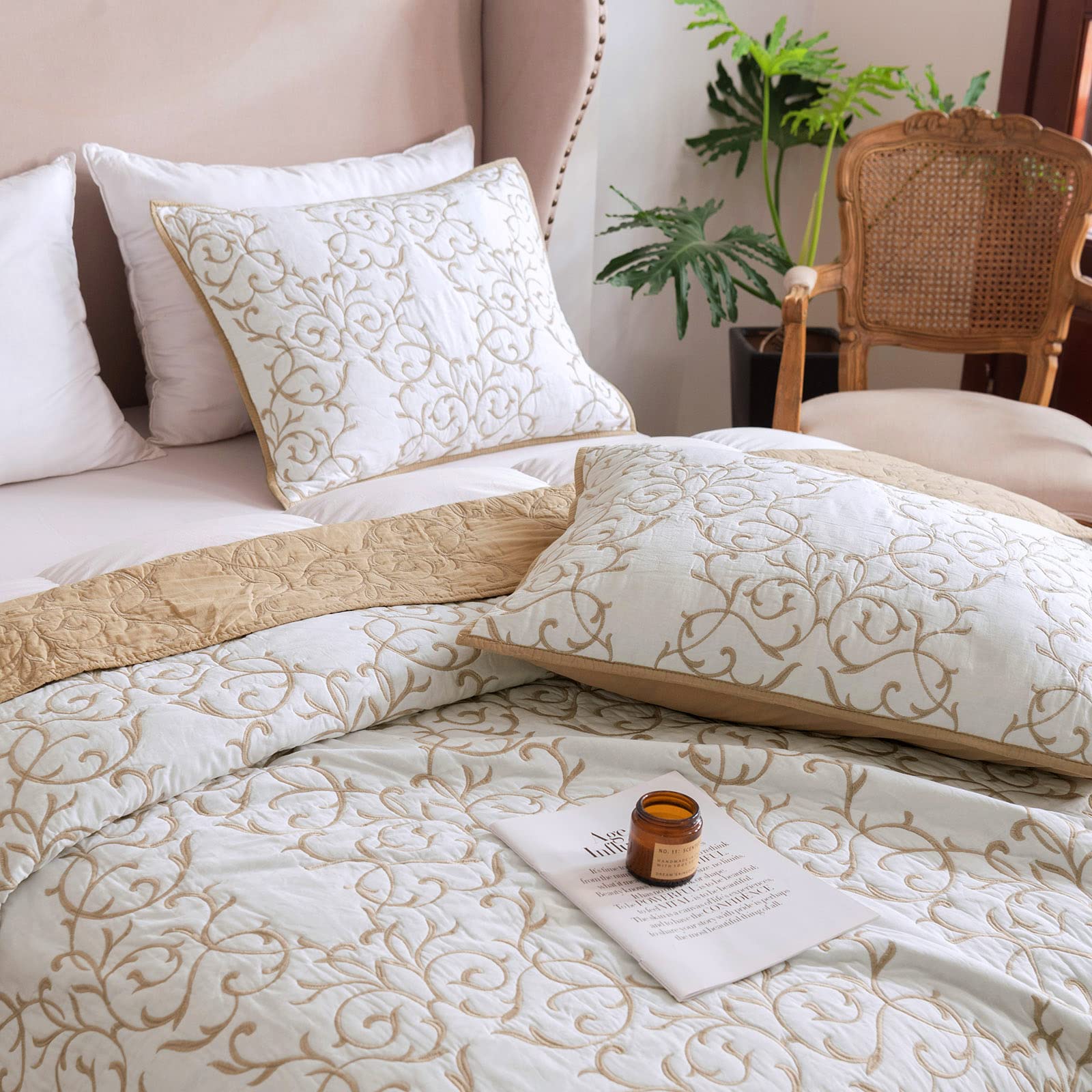 Mixinni King Size Reversible Quilt Set - 3-Piece Soft Cotton Bedding with Elegant Beige Embroidery, Includes Embroidered Decorative Shams & Coverlet | Perfect for Master Bedroom, Guest Room & Cozy Home Decor
