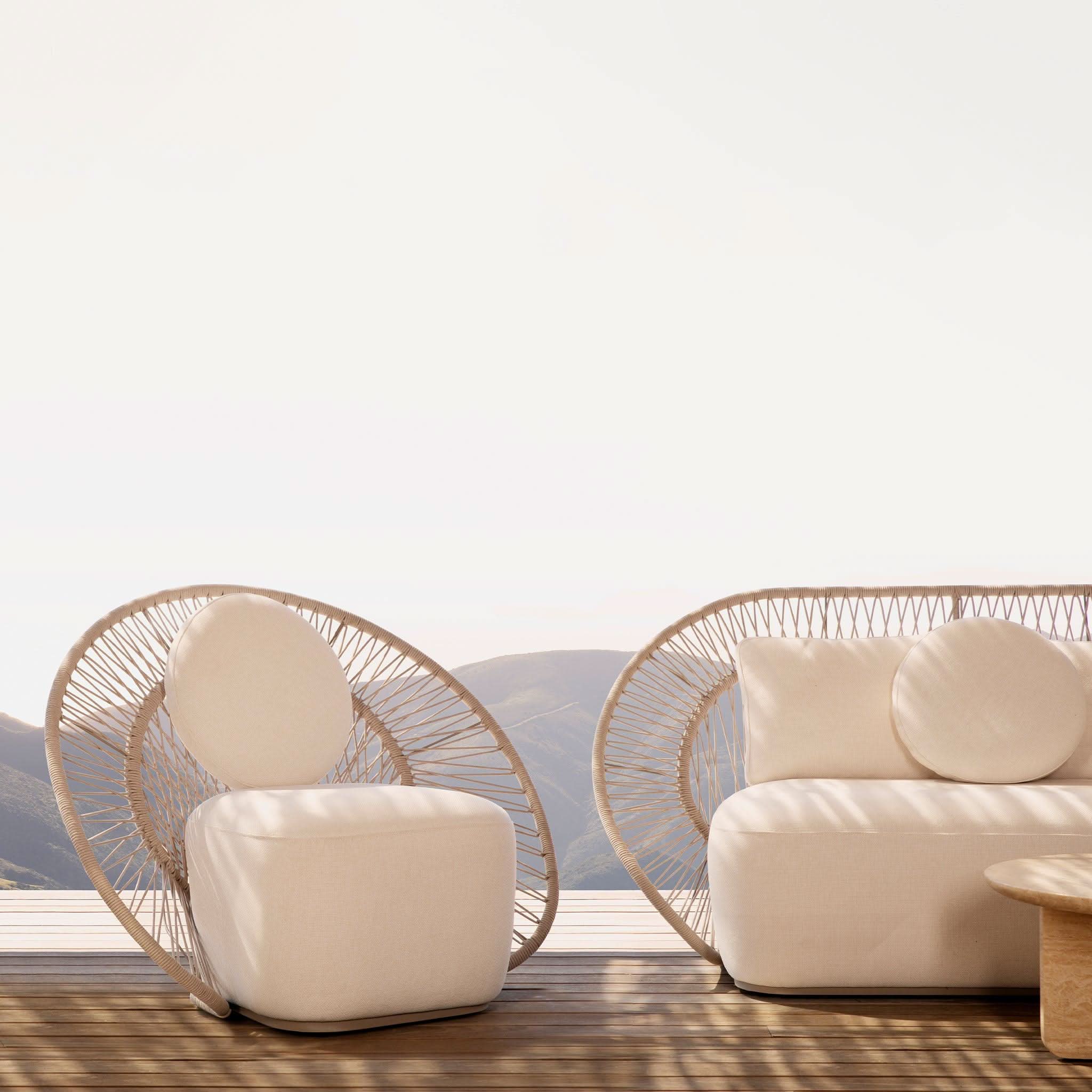 Premium Maui Lounge Chair - Comfortable Outdoor Patio Furniture for Relaxing, Sunbathing & Poolside Use - Durable & Weather-Resistant Design