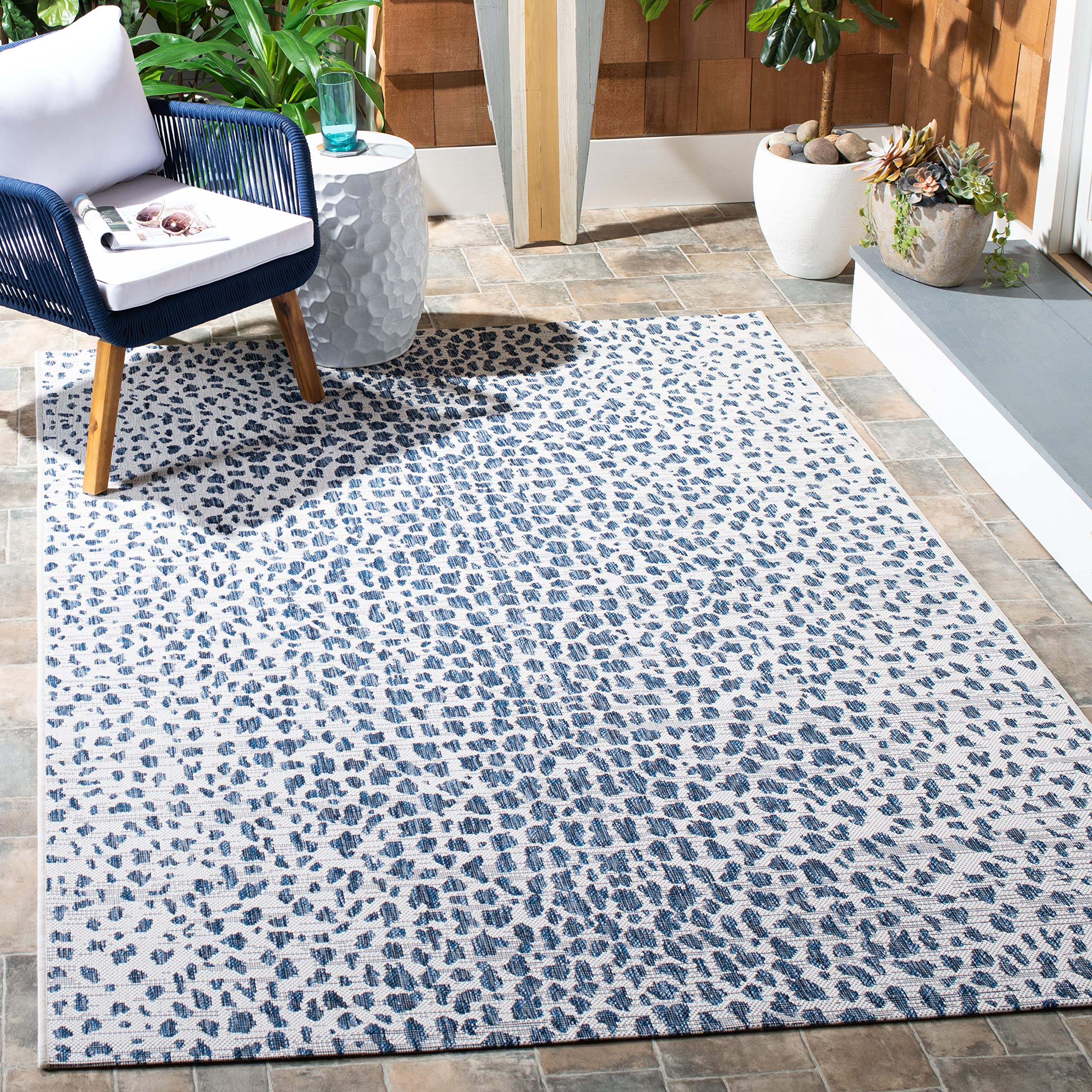 SAFAVIEH Courtyard Collection 9' x 12' Ivory & Navy Indoor/Outdoor Area Rug - Non-Shedding, Easy Care, Washable - Perfect for Living Room, Bedroom, Patio, Backyard, Mudroom (CY8505-53412)