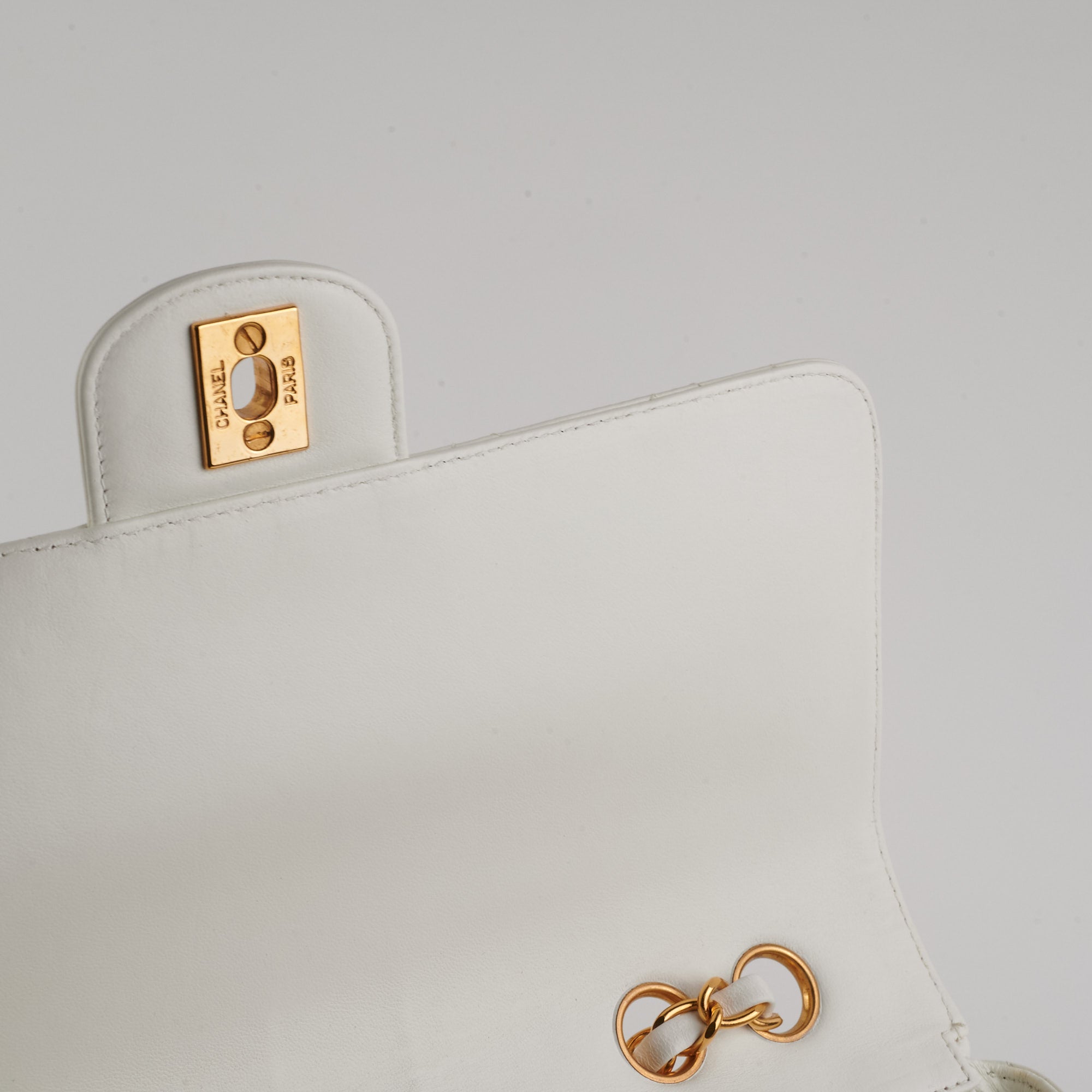 Chanel Vintage Quilted Flap Bag in White with 24K Gold Hardware - Perfect for Luxury Fashion & Special Occasions