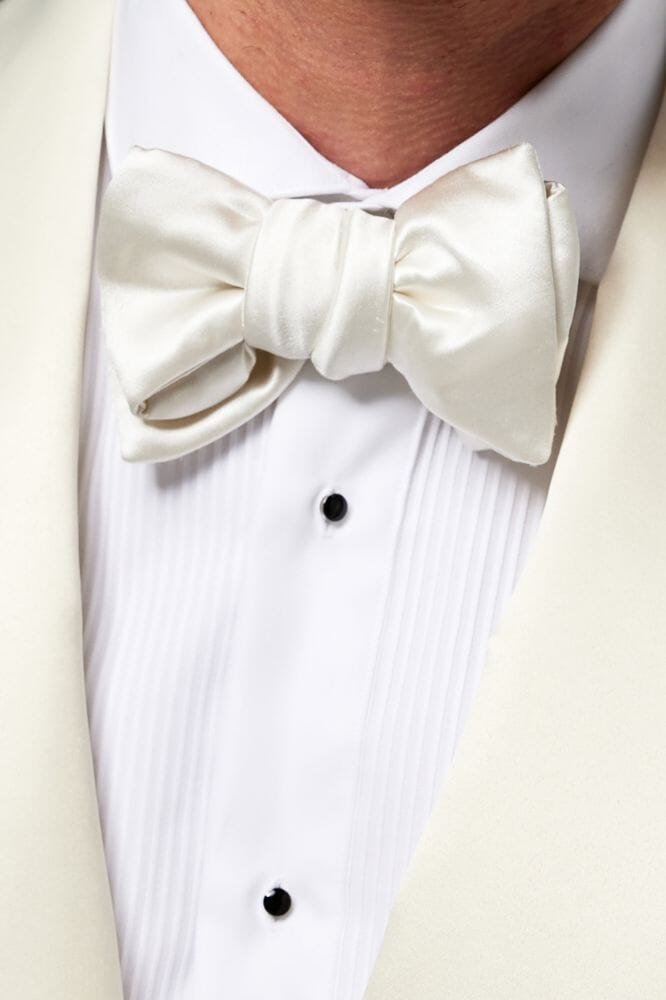 Premium GC Bow Tie 'The Fred' in Classic White - Elegant Formal Wear for Weddings, Parties & Special Occasions