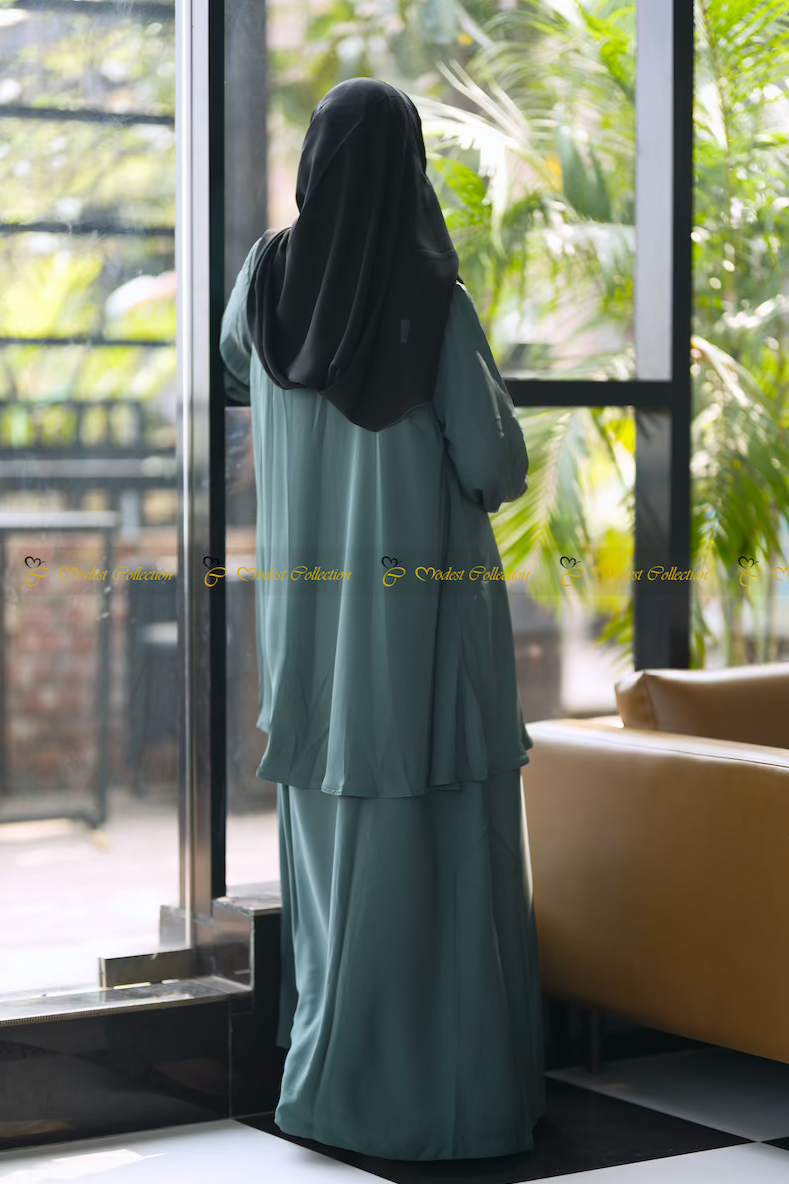 Juliet Top Rainforest Green - Women's Fashion Blouse for Casual & Party Wear | Eco-Friendly & Stylish Outfit for Everyday Use