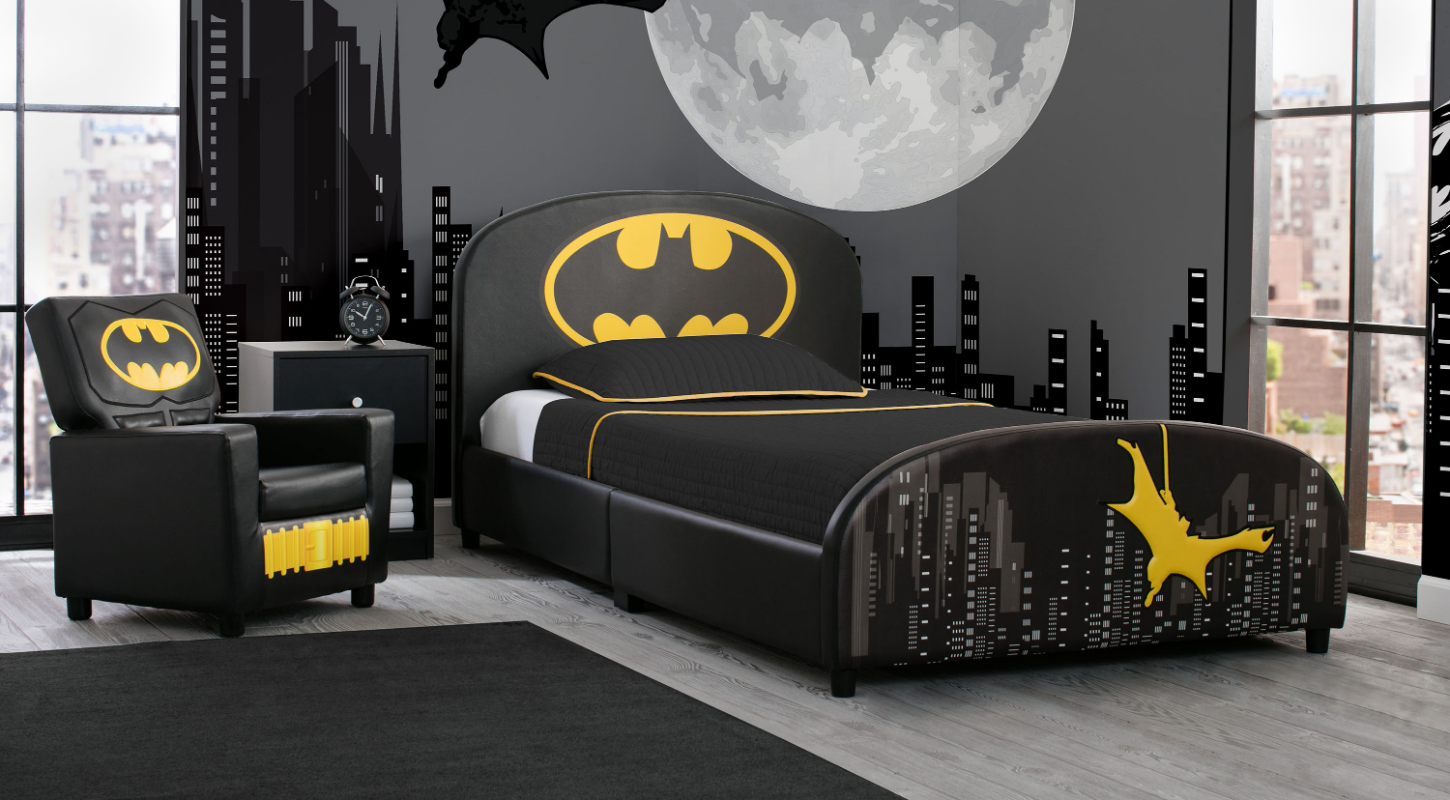Batman Collection - Official DC Comics Merchandise & Gifts for Fans | Perfect for Cosplay, Collectibles & Superhero Decor