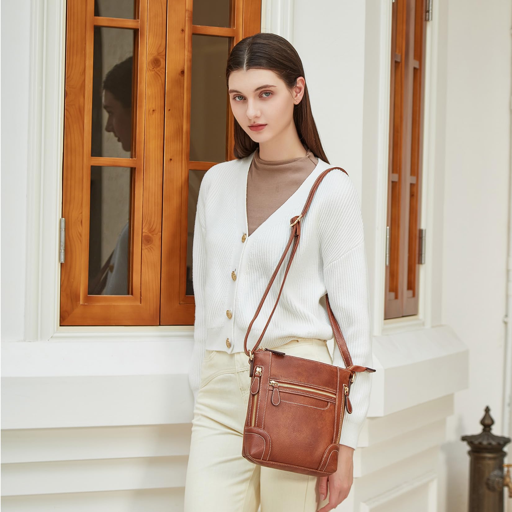 Women's Leather Crossbody Bag - Small Designer Shoulder Purse for Daily Use