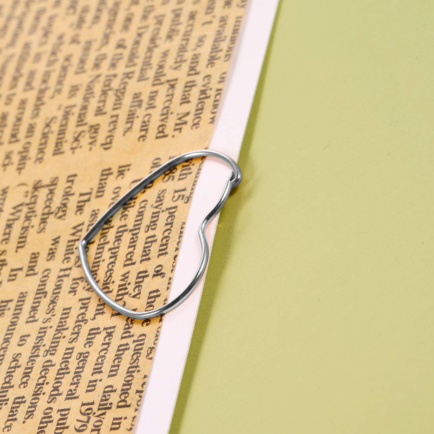 100 Pieces 3 cm Silver Heart Shaped Paper Clips - Cute Bookmark Clips for Wedding Favors, Office Supplies, School Projects & Home Organization - Perfect for Scrapbooking, Gift Wrapping & DIY Crafts