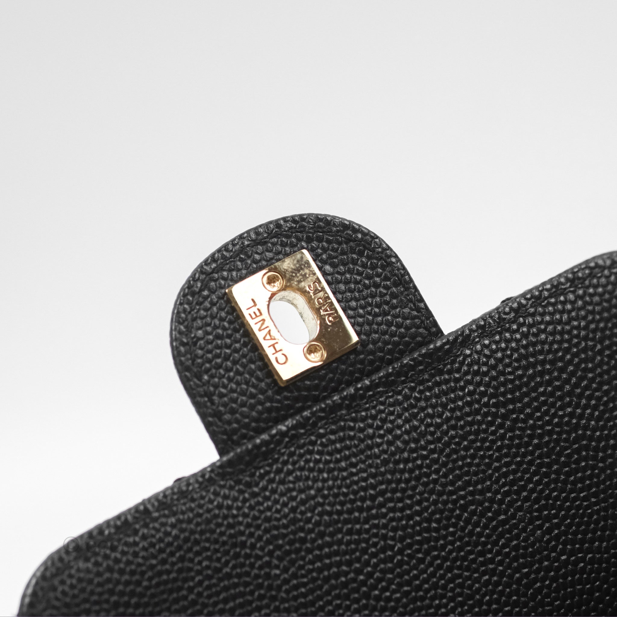 Chanel CC Day Camera Bag in Black Caviar Leather with Gold Hardware - Luxury Crossbody Bag for Women, Perfect for Everyday Use & Special Occasions