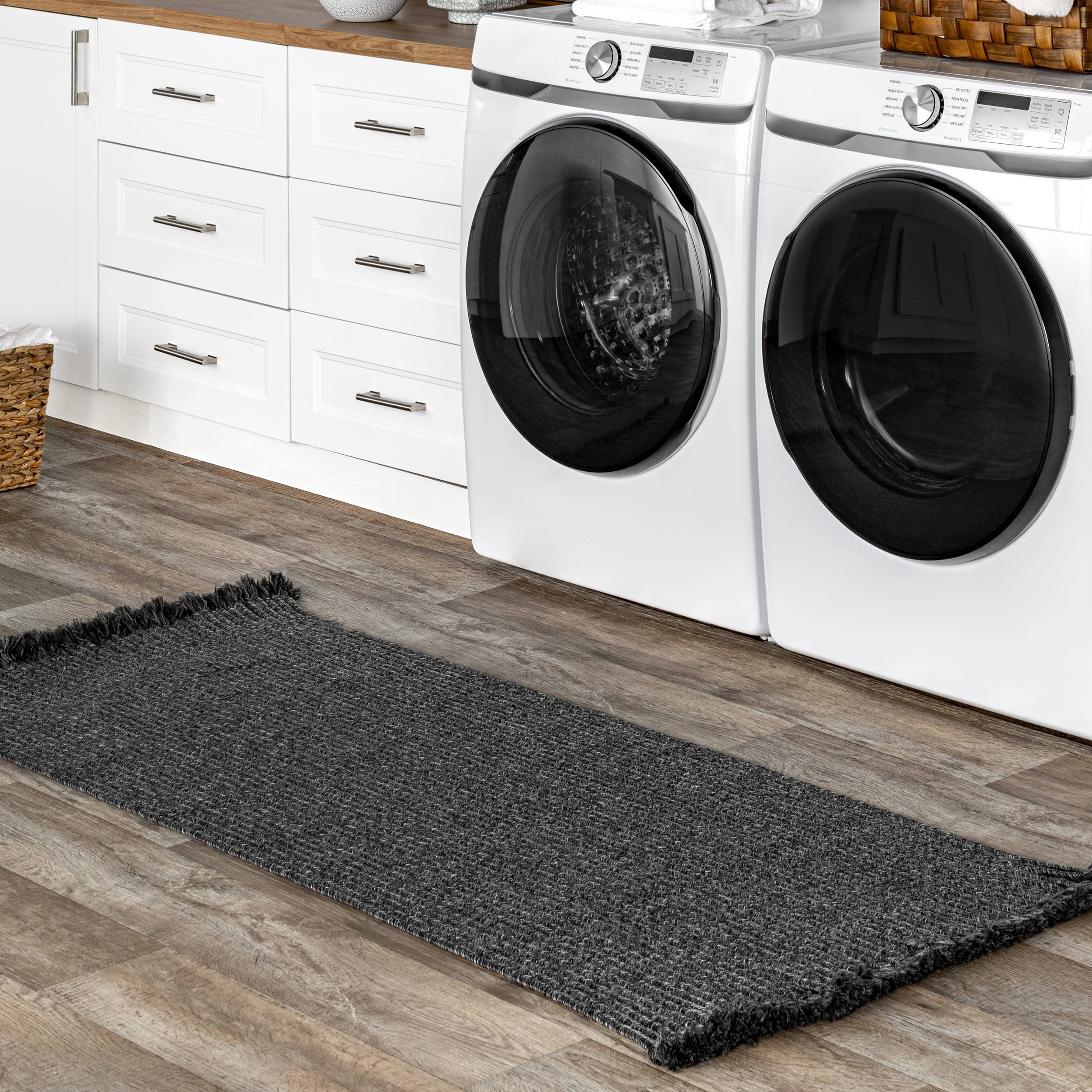 Stylish Ashen Braided Tassel Area Rug - Soft Indoor/Outdoor Floor Mat in Charcoal Gray | Perfect for Living Room, Bedroom, Patio & Deck Decor