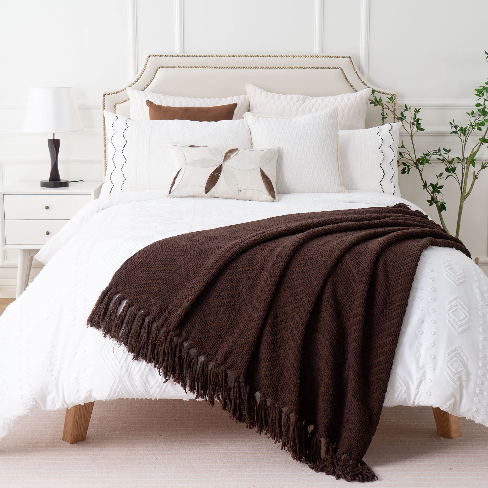 BATTILO HOME Dark Brown Knitted Throw Blanket 50