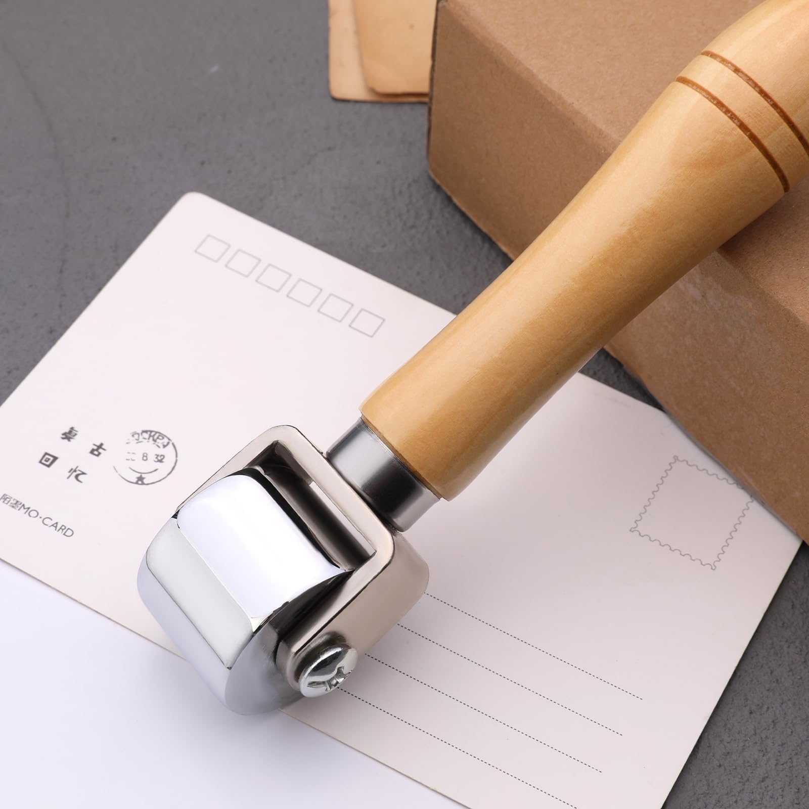 Mnuizu 26mm Leather Press Edge Roller with Wooden Handle, Leather Edge Creaser & Seam Roller for Leather Crafting, Leather Laminating Tool - Perfect for DIY Leather Projects, Bags, Wallets & Belts