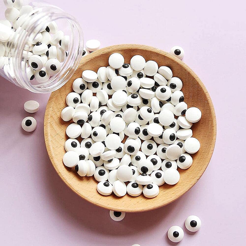 Edible Candy Eyeballs - 3oz Pack of 1 | Halloween Cake & Cupcake Decorations | Sugar Eyes for Cookies, Cakes & Desserts | Perfect for Halloween Parties, Birthday Treats & Spooky Baking Projects