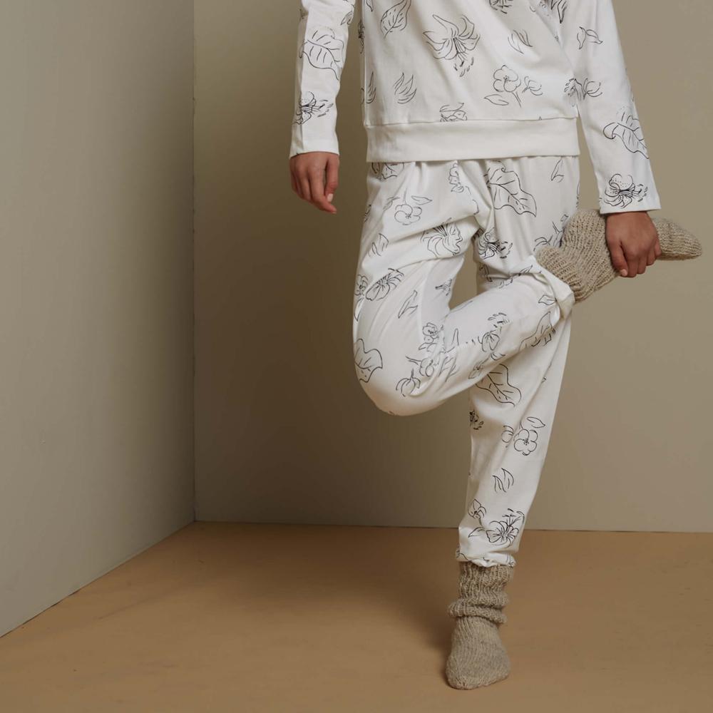 Organic Cotton Women's Lounge Pants - Wild Forager Print - Soft & Comfortable Milk Color - Perfect for Yoga, Relaxation & Home Wear