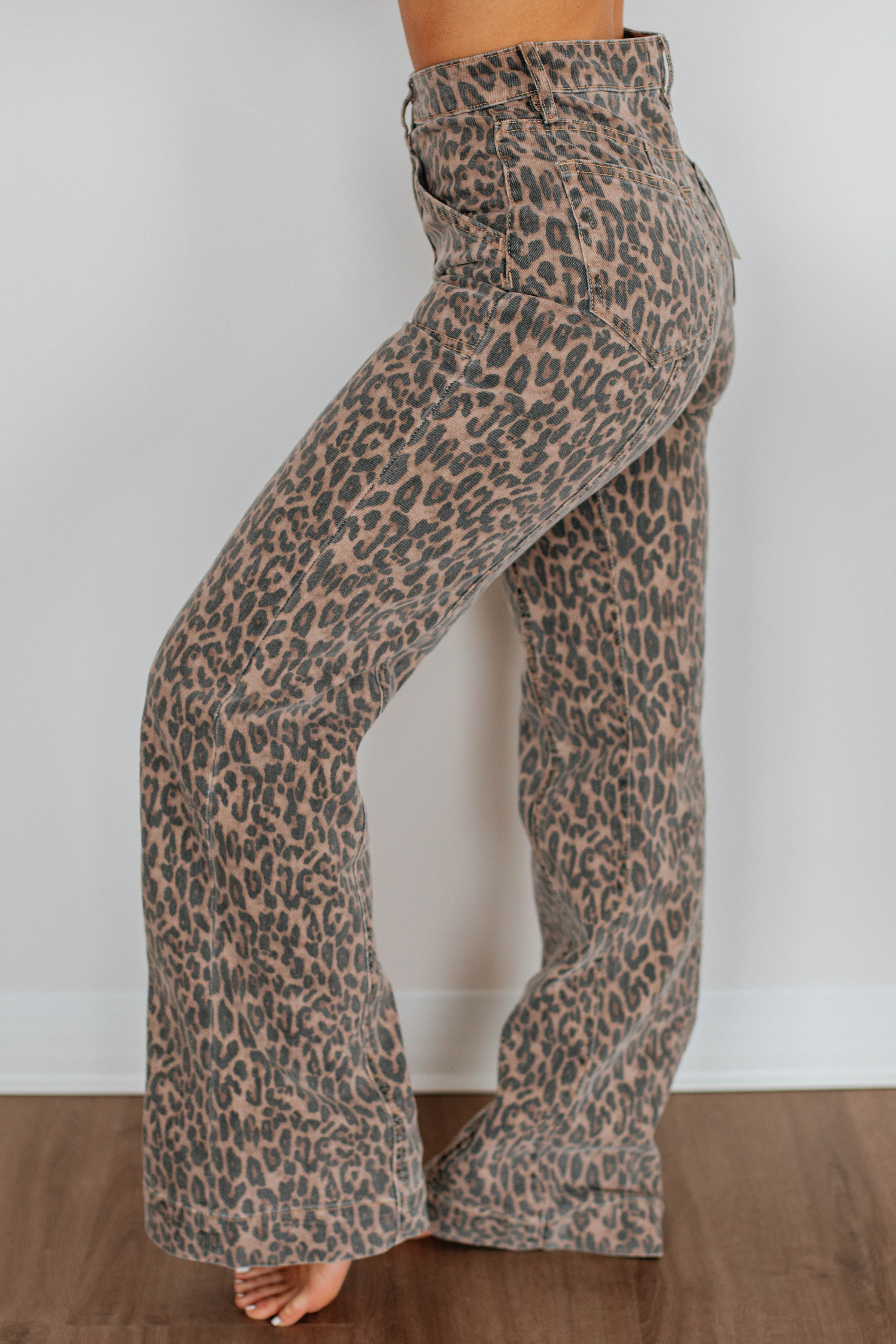 Stylish Happi Hidden Jeans with Cheetah Print - Trendy Women's High Waisted Stretch Denim Pants for Casual Wear & Night Out