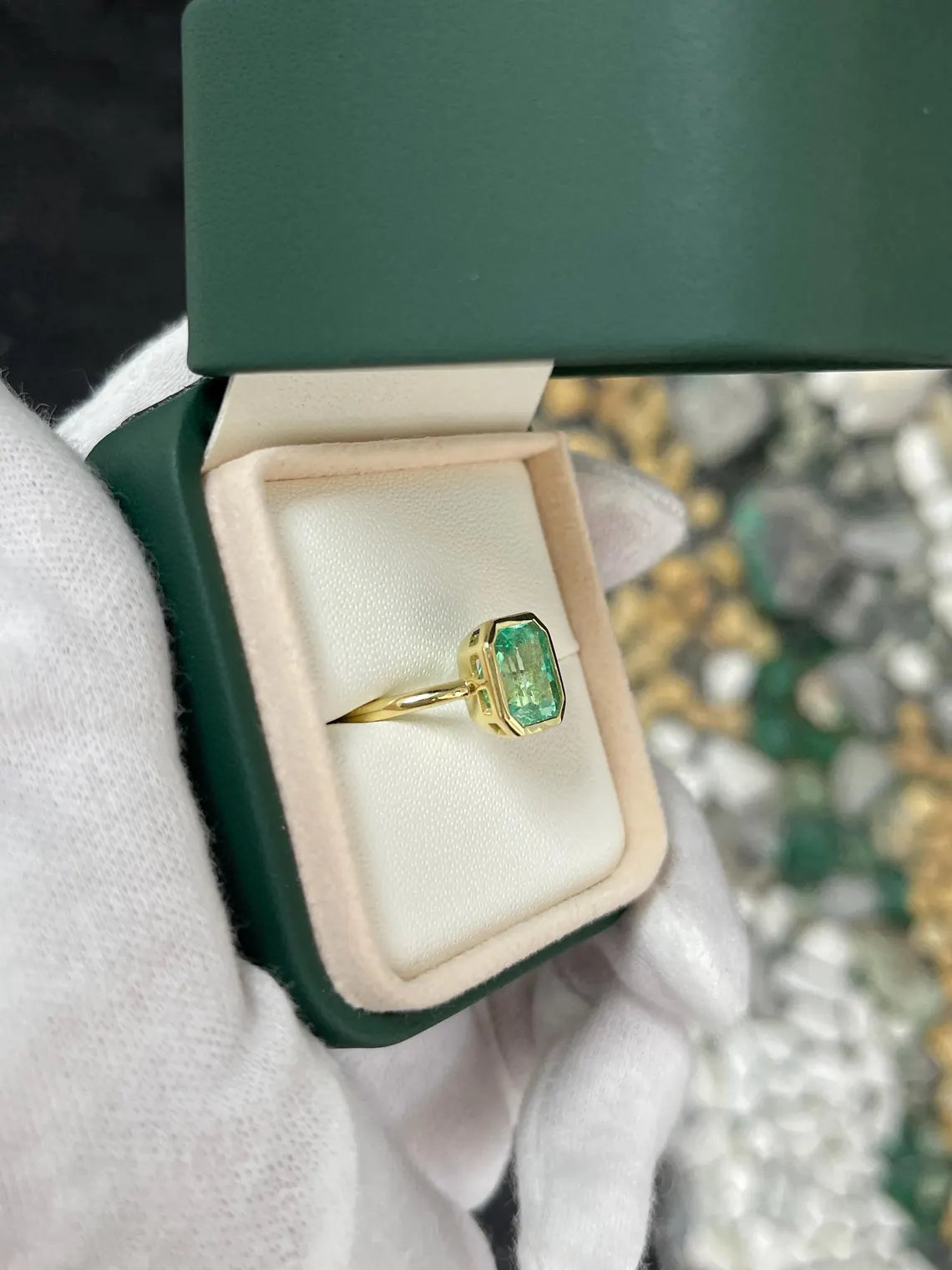 3.04ct Vivid Seafoam Green Emerald Bezel Solitaire Engagement Ring - Elegant Wedding Band, Perfect for Proposals, Anniversaries & Romantic Occasions