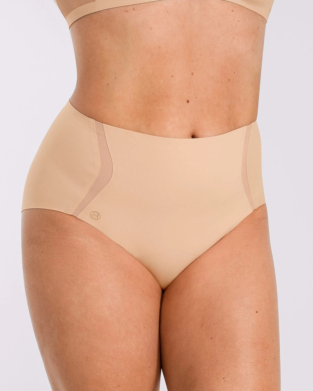 INNER ARMOR™ X Comfy Smoothing Brief - Seamless Underwear for Women, Ultra Soft & Breathable, No Visible Panty Lines - Perfect for Everyday Wear, Yoga & Workouts
