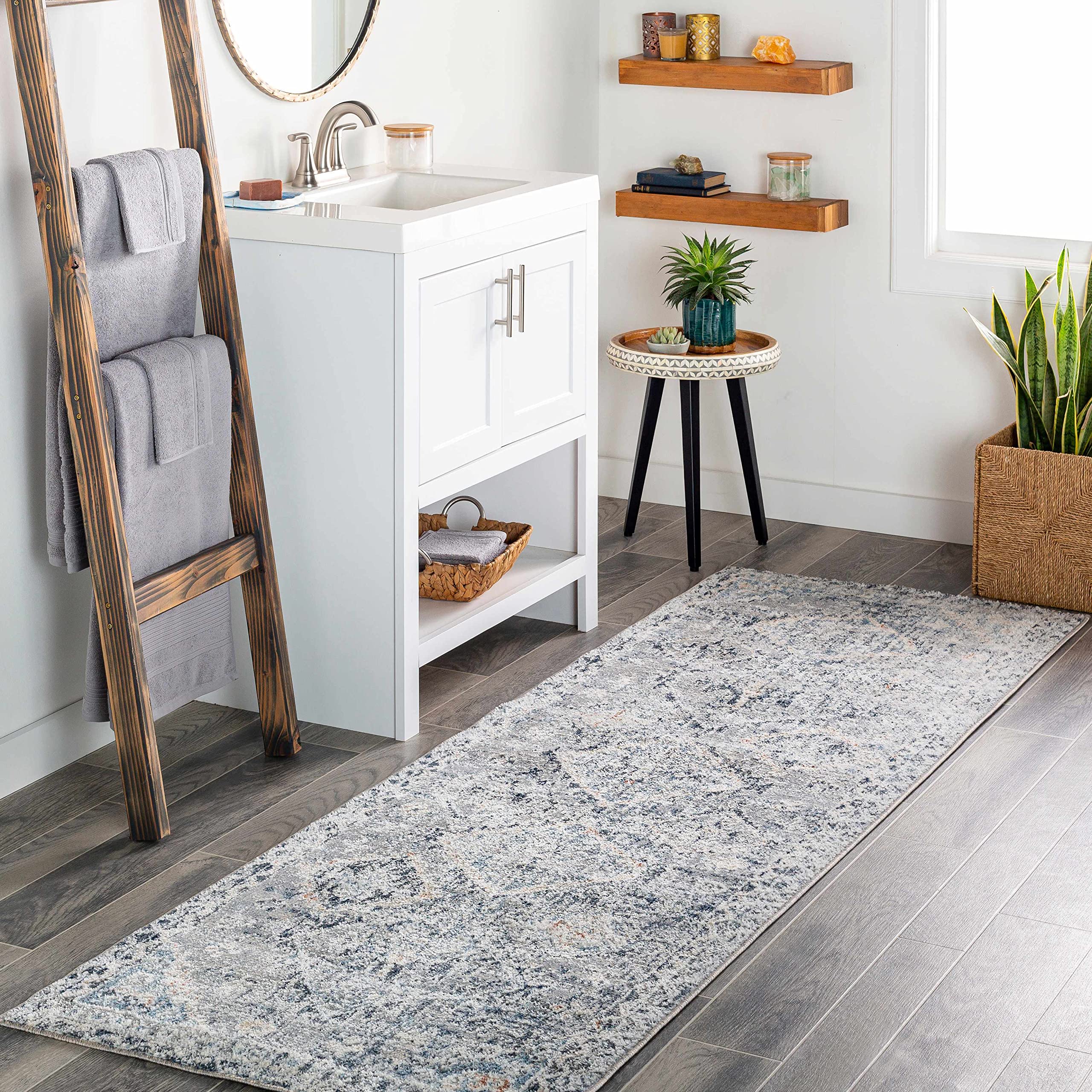 Hauteloom Balamban Traditional Area Rug 5' x 7'10