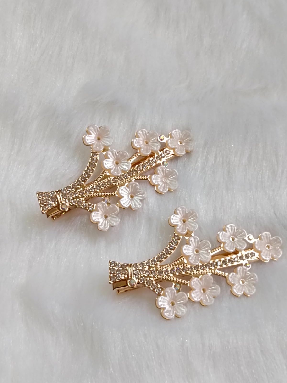 DENICRAAS Pearl Hair Claw Clips - Strong Hold Non-Slip Hair Clips for Women, Champagne Gold Hair Accessories for Thick or Thin Hair (2 Pack) - Perfect for Daily Use, Birthday Gifts & Special Occasions