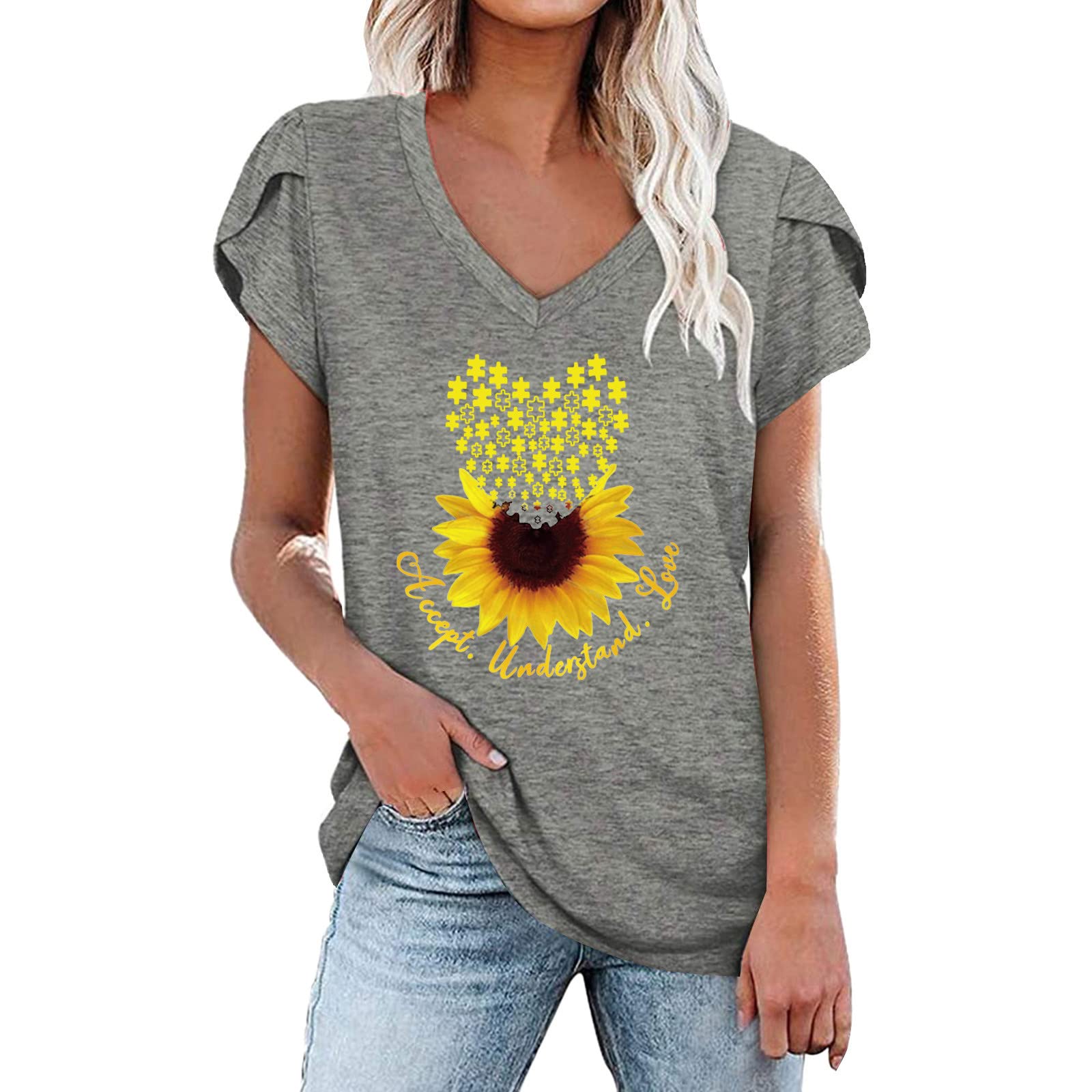 Women's Sunflower Graphic T-Shirt - Short Sleeve Summer Casual Tee | Loose Fit Comfortable Top for Beach, Vacation & Everyday Wear