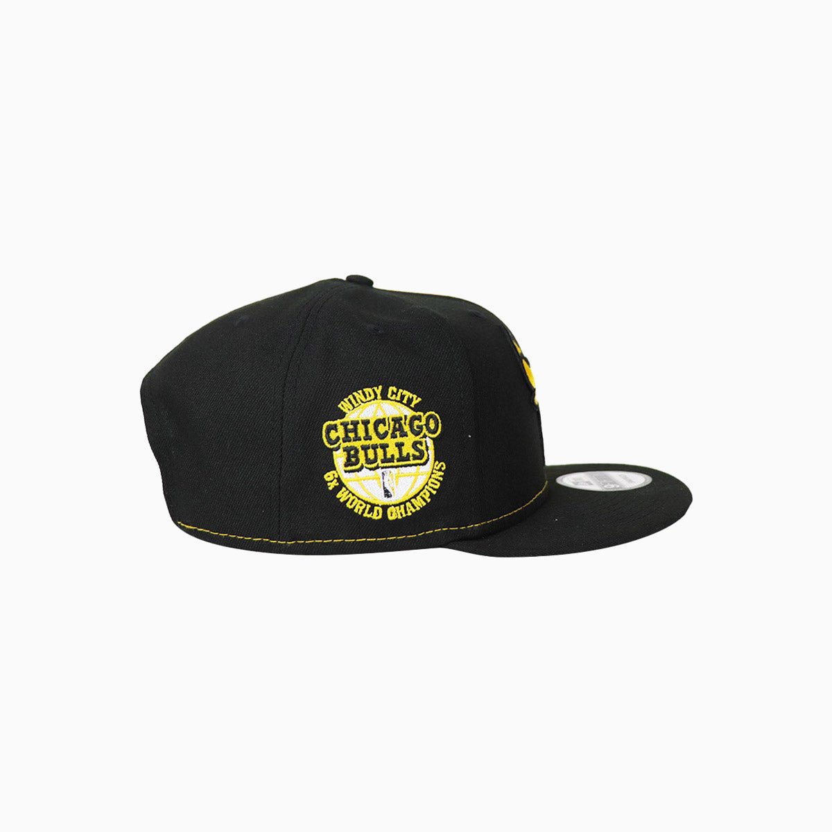 Chicago Bulls 6X NBA World Champions Snapback Hat - Official 9Fifty Adjustable Cap for Men & Women - Perfect for Basketball Games, Streetwear & Sports Fans
