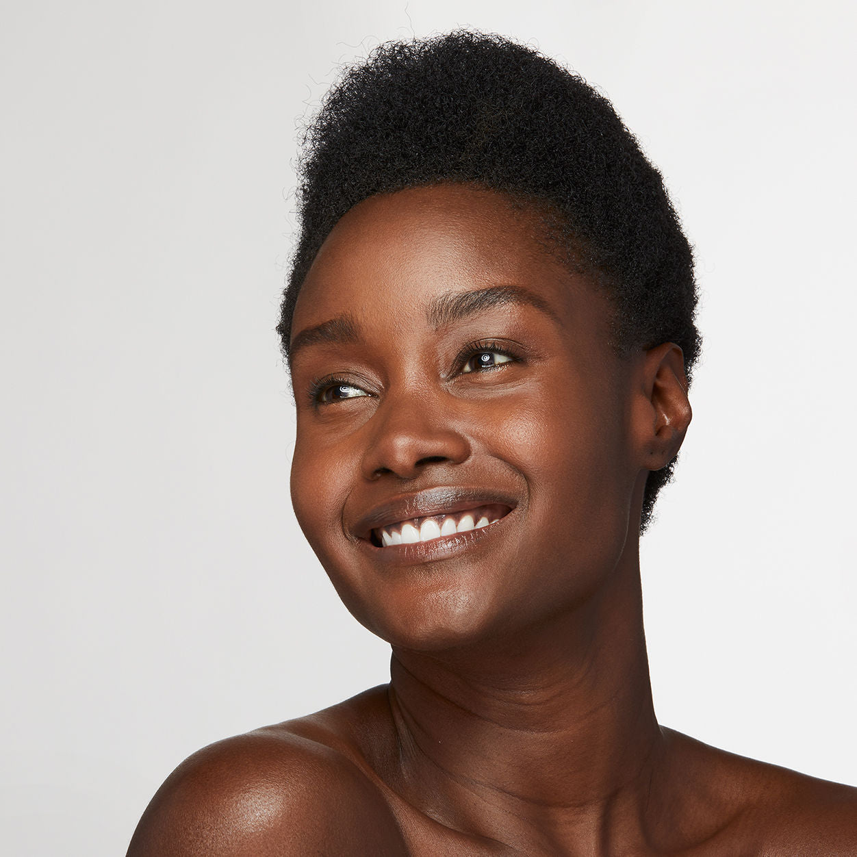 Estée Lauder Double Wear Stay-in-Place Makeup Foundation - 24 Hour Wear, Oil-Free, Medium to Full Coverage - Perfect for Long Days, Weddings & Special Events