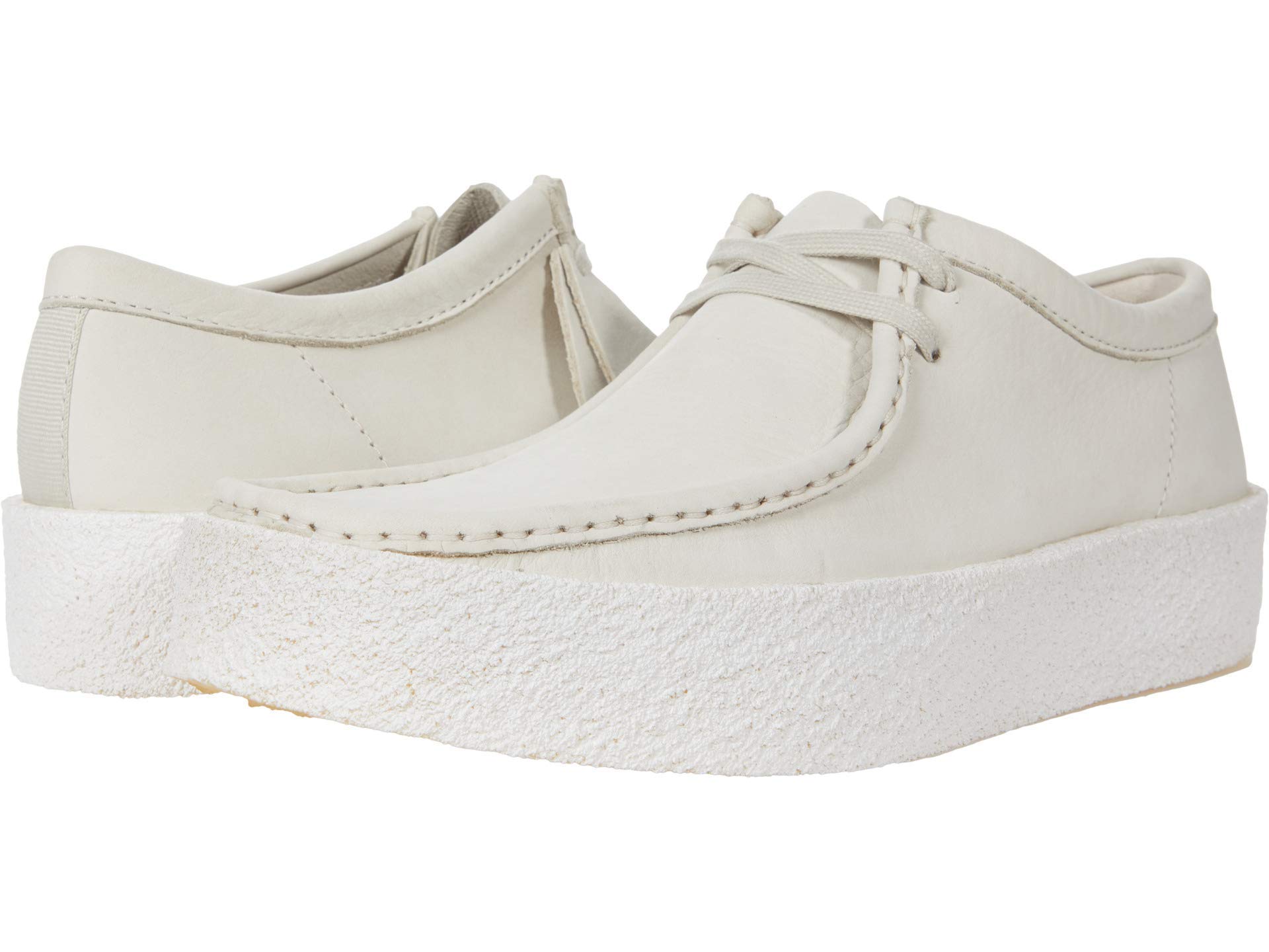 Clarks Men's Wallabee Cup Suede Chukka Boots - Comfortable Casual Shoes for Walking, Travel & Everyday Wear