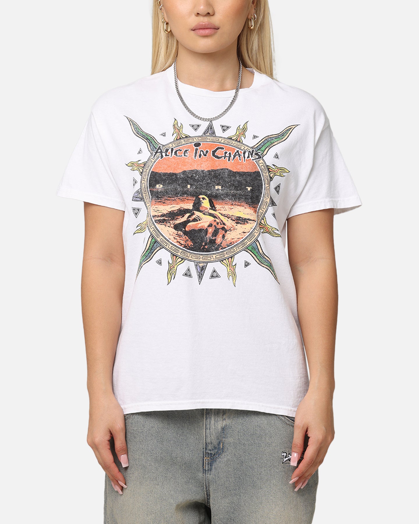 Alice In Chains Flames Vintage T-Shirt - White Retro Band Tee for Concerts & 90s Grunge Fashion