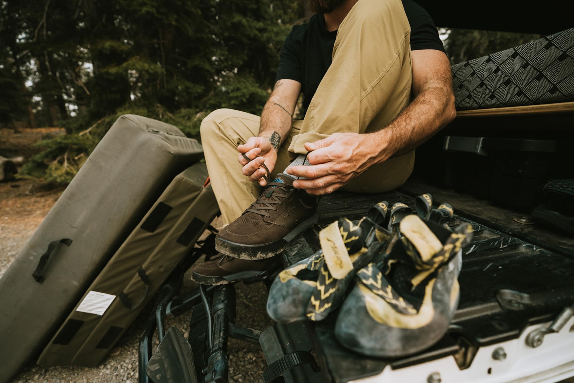 **Astral Men's Hiking Boots - Waterproof & Lightweight for Outdoor Adventures - Perfect for Trail Hiking, Camping & Backpacking**