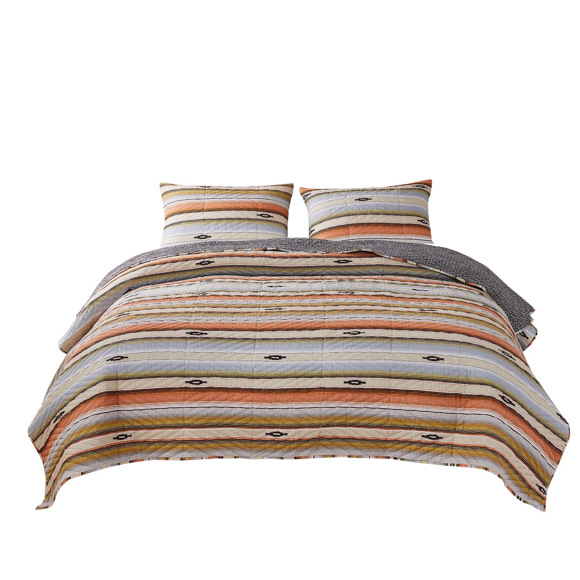 Benjara 3-Piece King Size Microfiber Quilt Set - Chevron Pattern, Multicolor Bedding for Cozy Bedroom Decor | Perfect for Master Bedroom & Guest Room