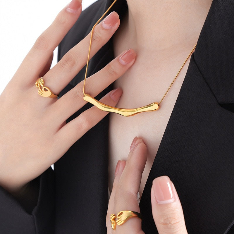 Elegant Irregular Curved Bar Herringbone Chain Necklace - HN2870 | Trendy Layering Jewelry for Women, Perfect for Date Night & Office Wear