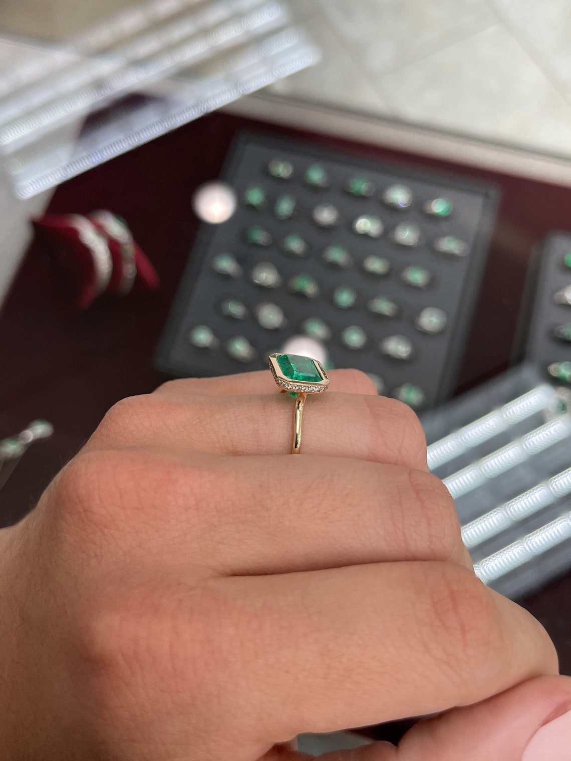 3.92 Carat Colombian Emerald Solitaire Ring with Hidden Diamond Halo in 14K Gold – Perfect for Engagement, Anniversary & Special Occasions
