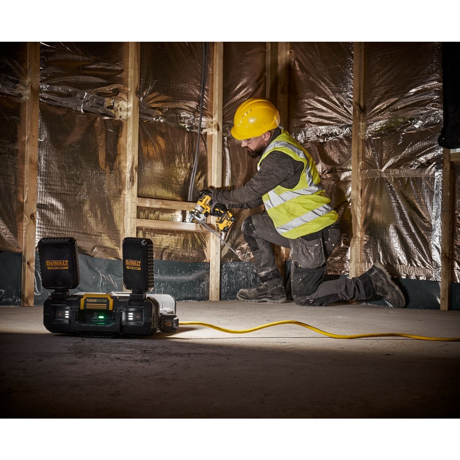 DEWALT DWST08060 TOUGHSYSTEM 2.0 Adjustable LED Work Light with Storage Case - Portable Jobsite Lighting for Construction, Garage & Workshop Tasks