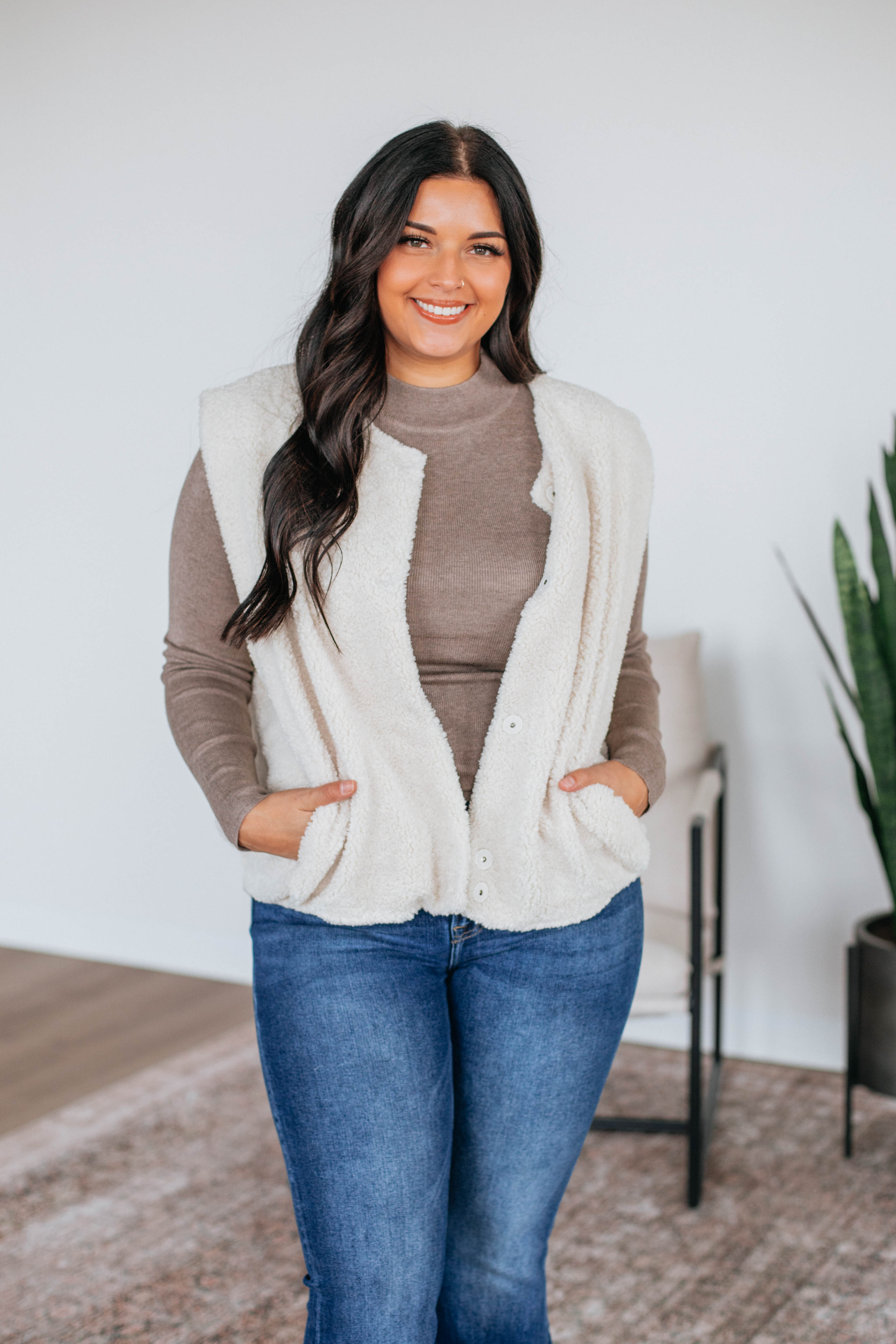 Lukea Sherpa Vest for Women & Men - Fleece Lined Warm Winter Vest - Cozy Outdoor Hiking, Camping & Casual Wear