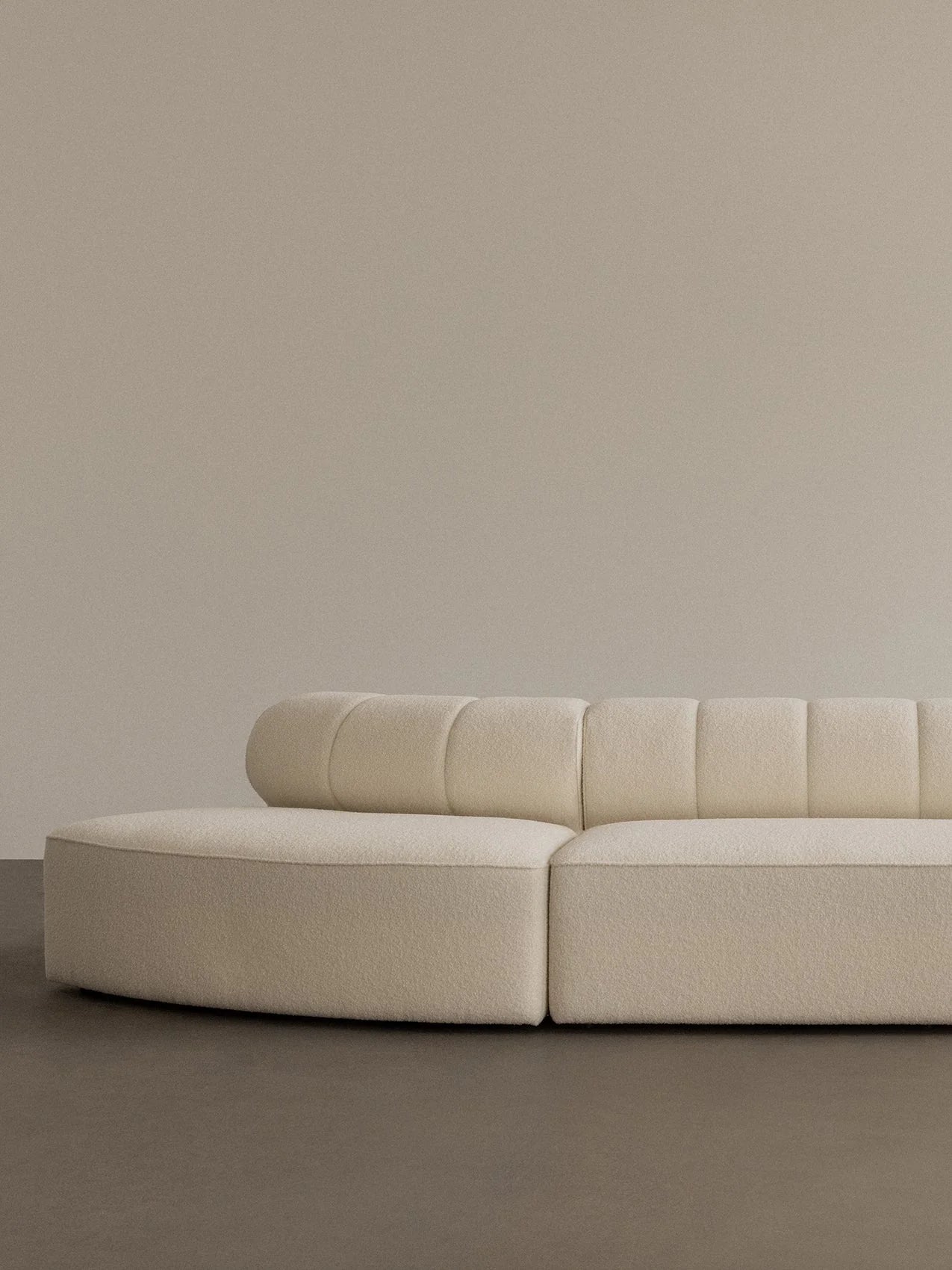 Modular Sectional Sofa with Eave Seamline Design - 86