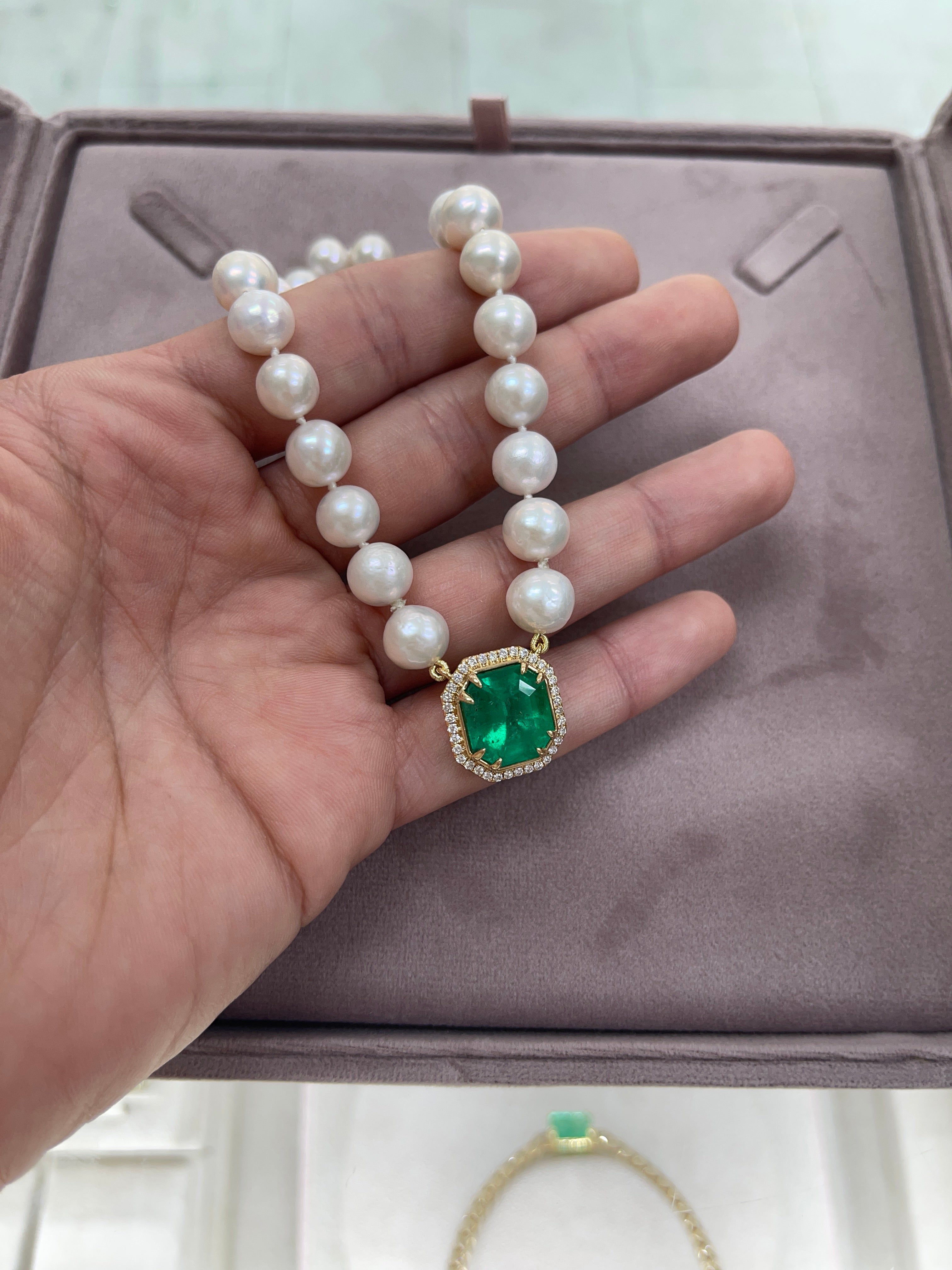7.82 Carat Colombian Emerald & Diamond Halo Akoya Pearl 18K White Gold Necklace - Elegant Jewelry for Weddings, Anniversaries & Special Occasions