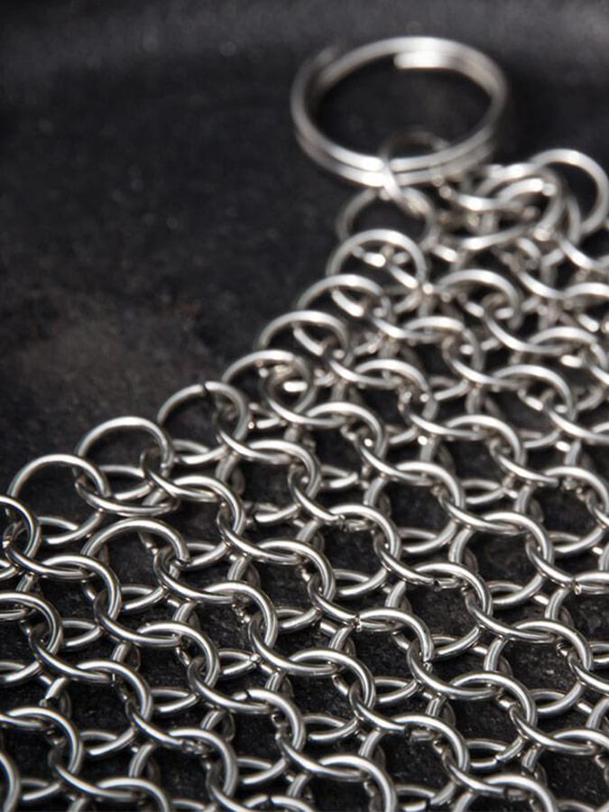 Petromax Chain Mail Cleaner for Cast Iron Pans - Heavy Duty Grill Scrubber for Rust Removal & Seasoning - Perfect for Outdoor Cooking & Camping
