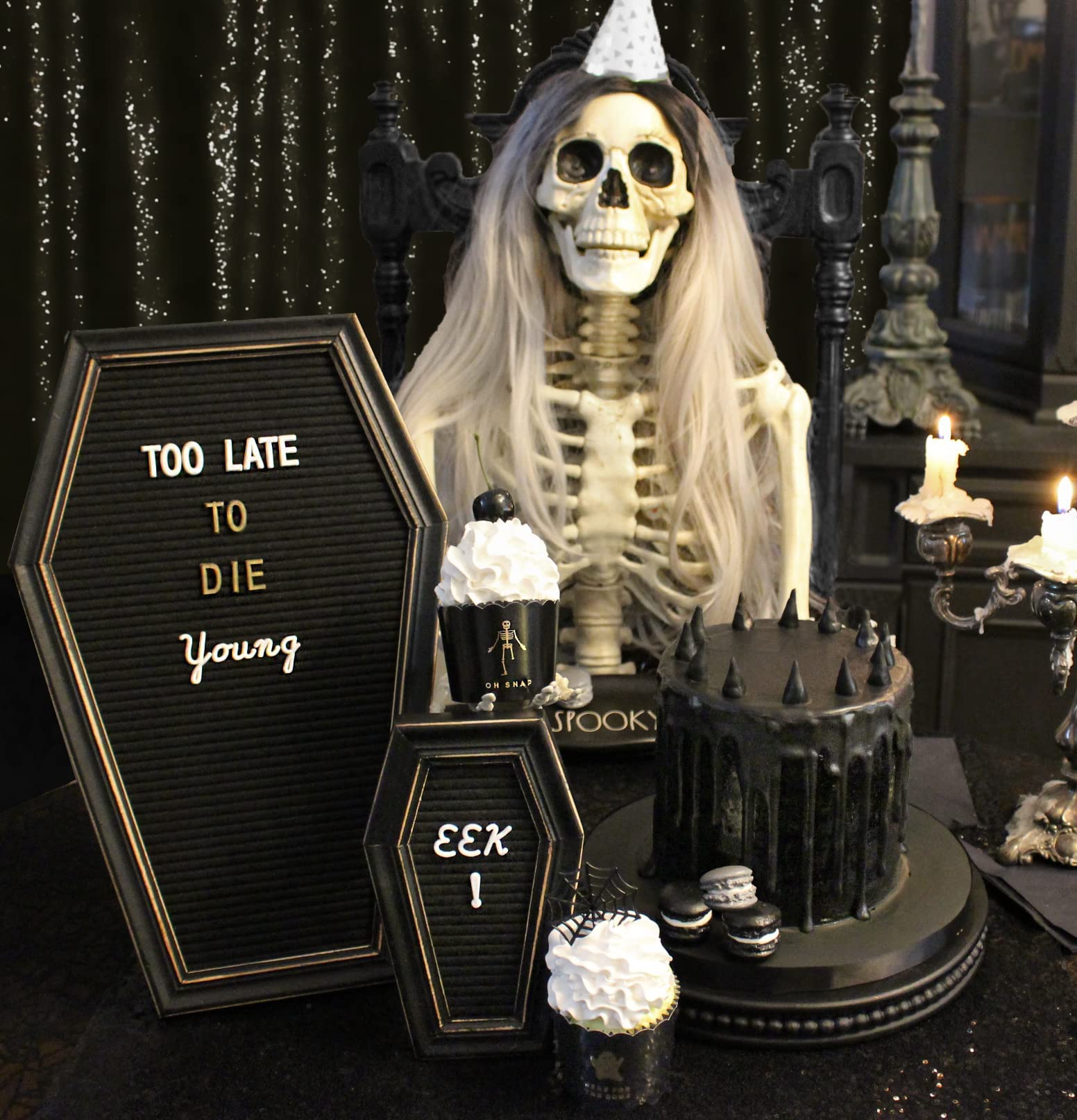 Gothic Coffin Letter Board Sign Set (Large & Mini) - Changeable Word Board for Witchy & Emo Room Decor, Black Aesthetic Home Pin Board - Perfect for Halloween, Gothic Bedrooms & Dark Themed Parties