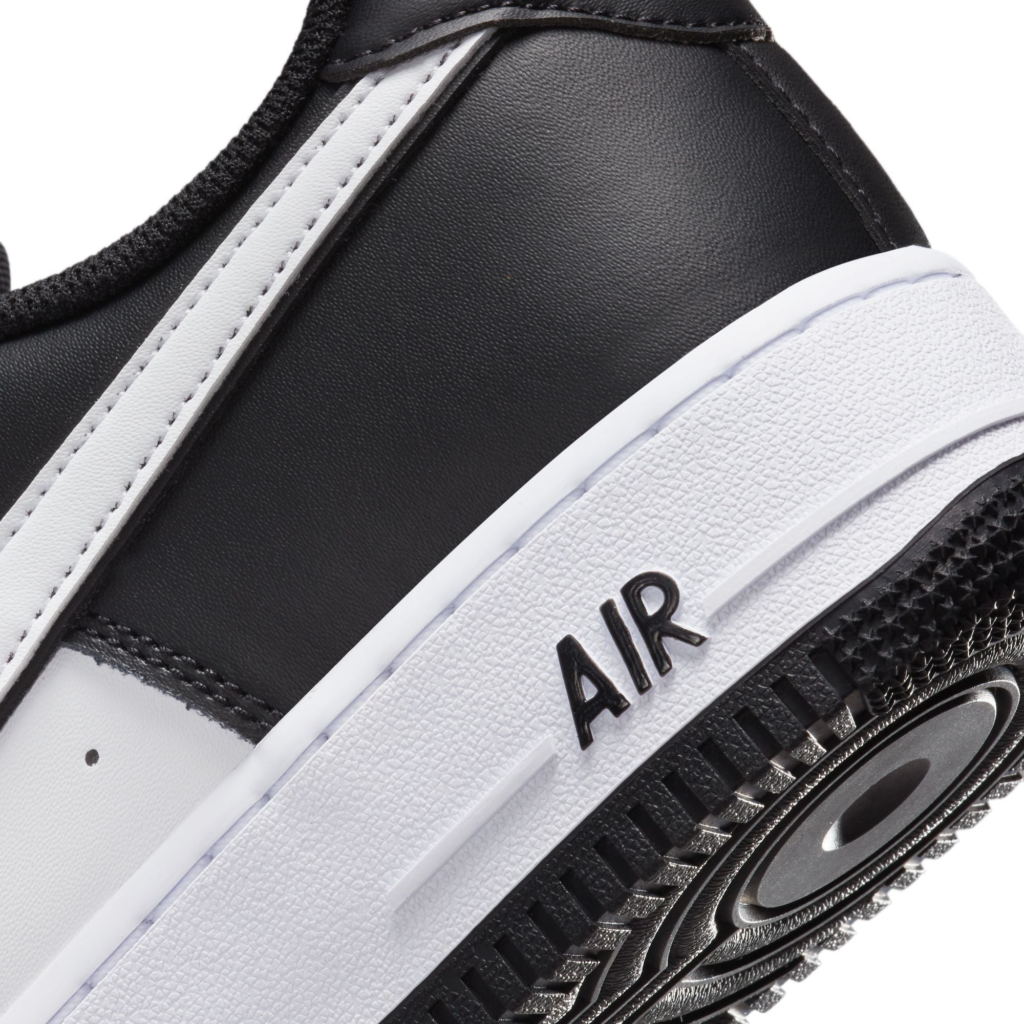 Original Nike Air Force 1 '07 White Men's Sneakers - Classic Basketball Shoes for Casual Wear & Street Style | Perfect for Everyday Outfits, Gym & Urban Fashion